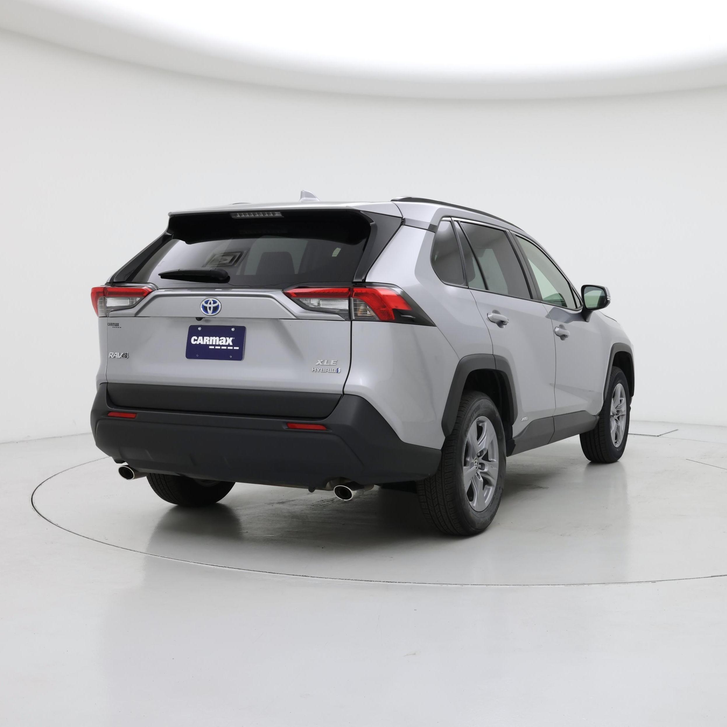 Thumbnail: 2024 Toyota RAV4 - 8