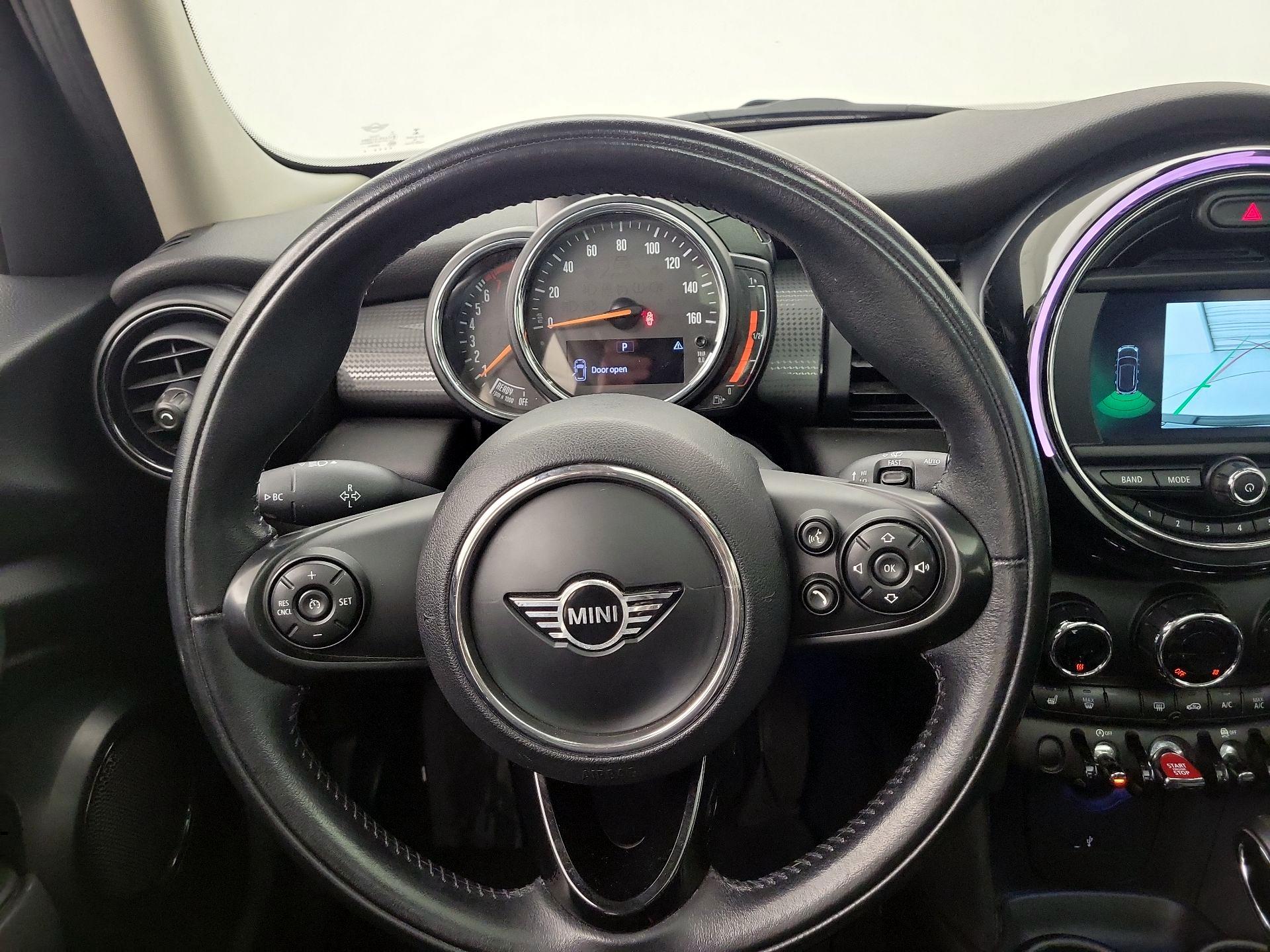 Thumbnail: 2019 MINI Cooper Hardtop - 10