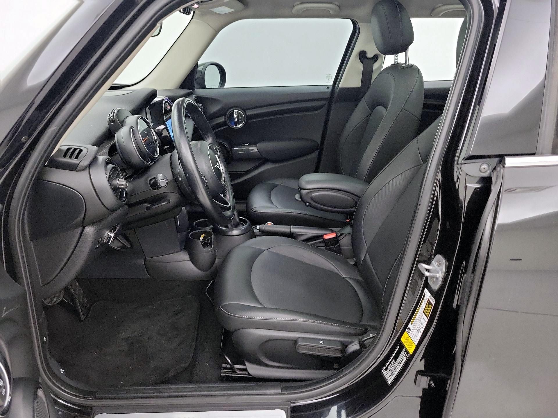 Thumbnail: 2019 MINI Cooper Hardtop - 11