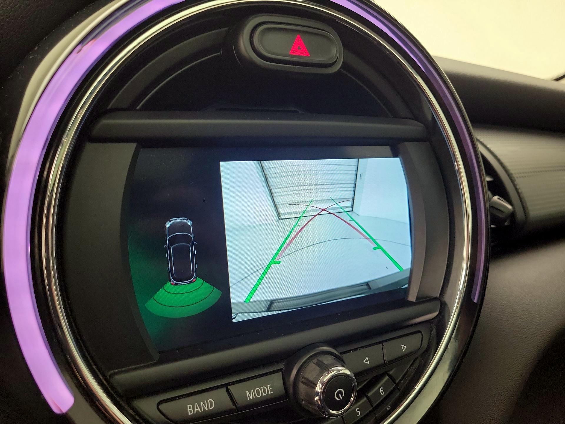 Thumbnail: 2019 MINI Cooper Hardtop - 14