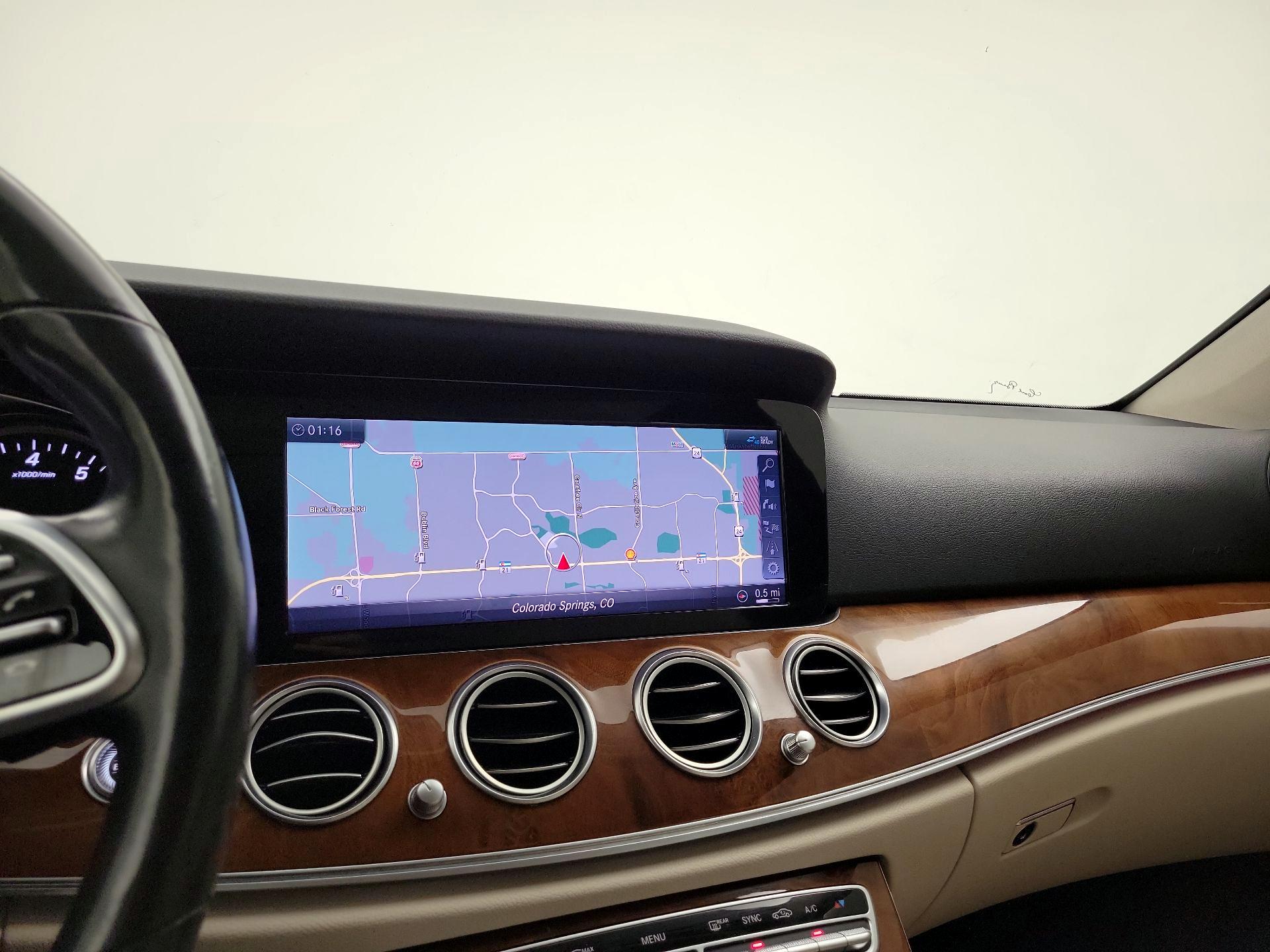 Thumbnail: 2019 Mercedes-Benz E-Class - 12