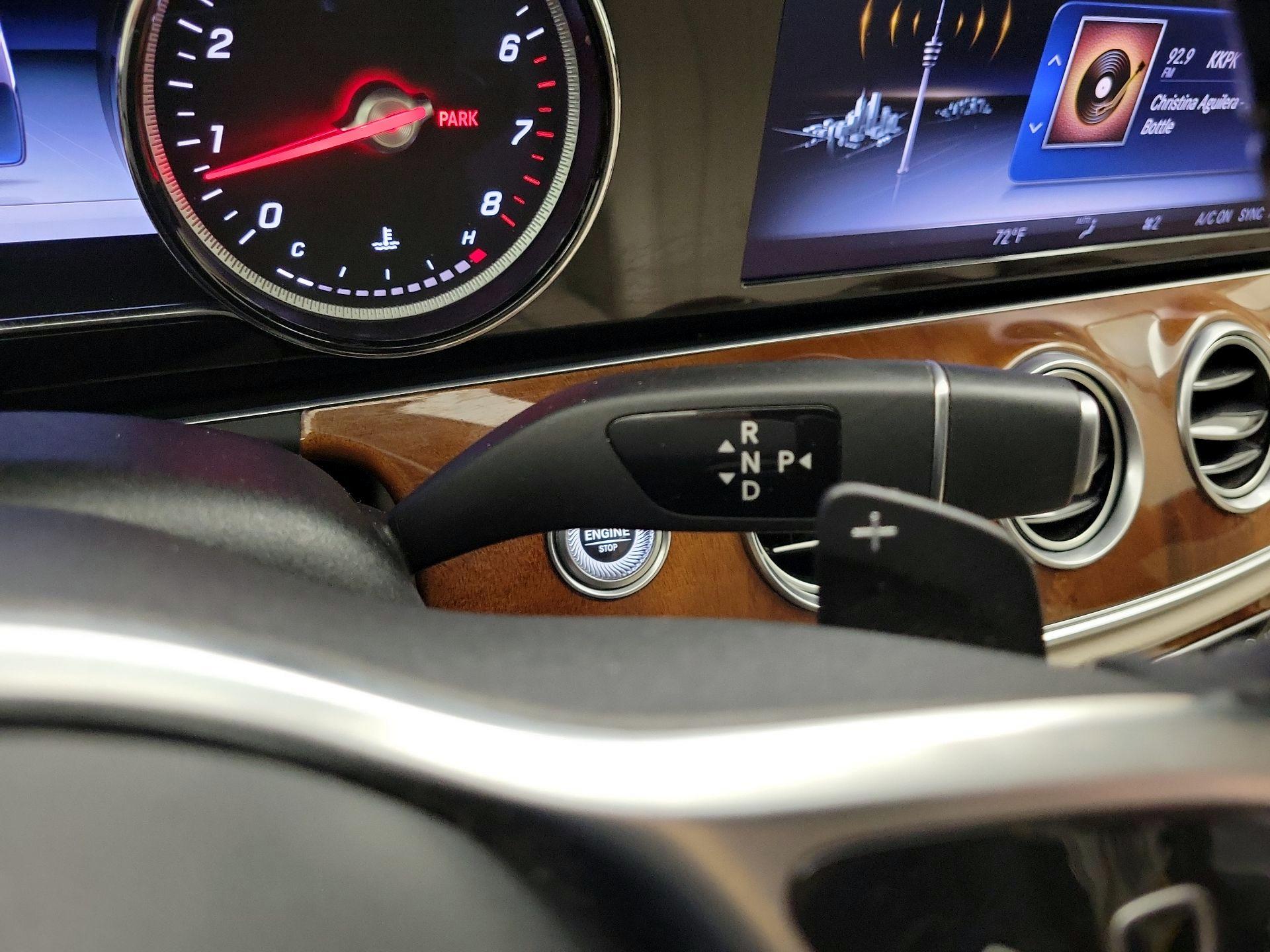 Thumbnail: 2019 Mercedes-Benz E-Class - 16