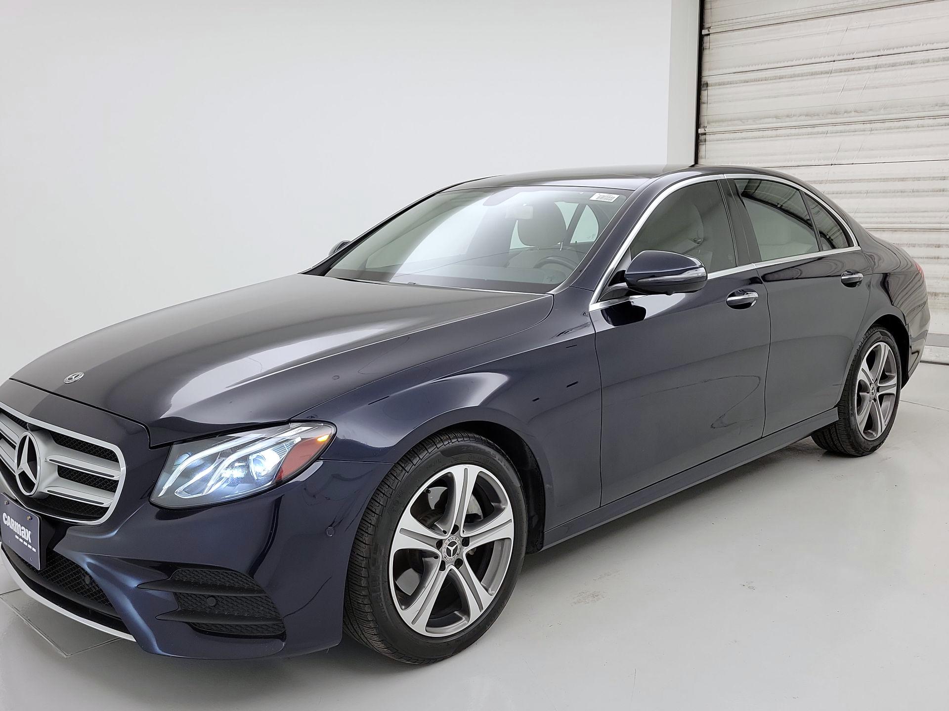 Thumbnail: 2019 Mercedes-Benz E-Class - 3