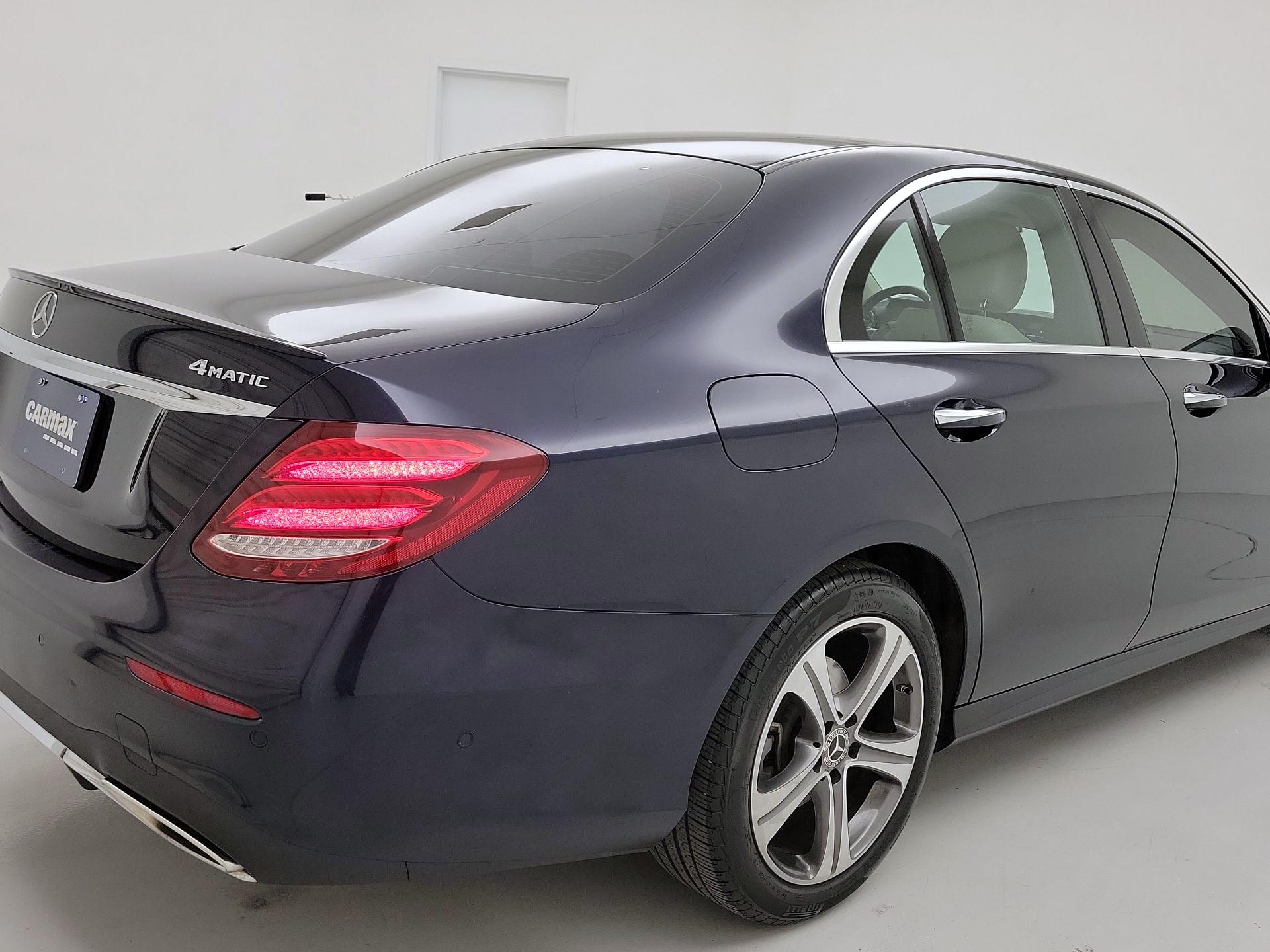 Thumbnail: 2019 Mercedes-Benz E-Class - 5