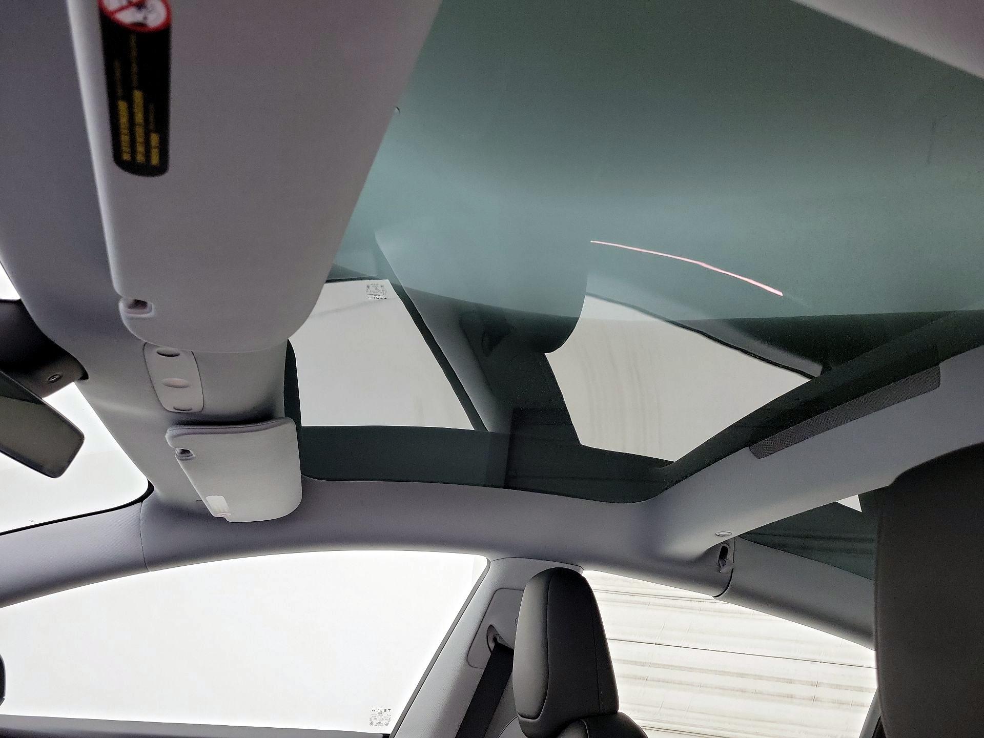 Thumbnail: 2025 Tesla Model 3 - 18