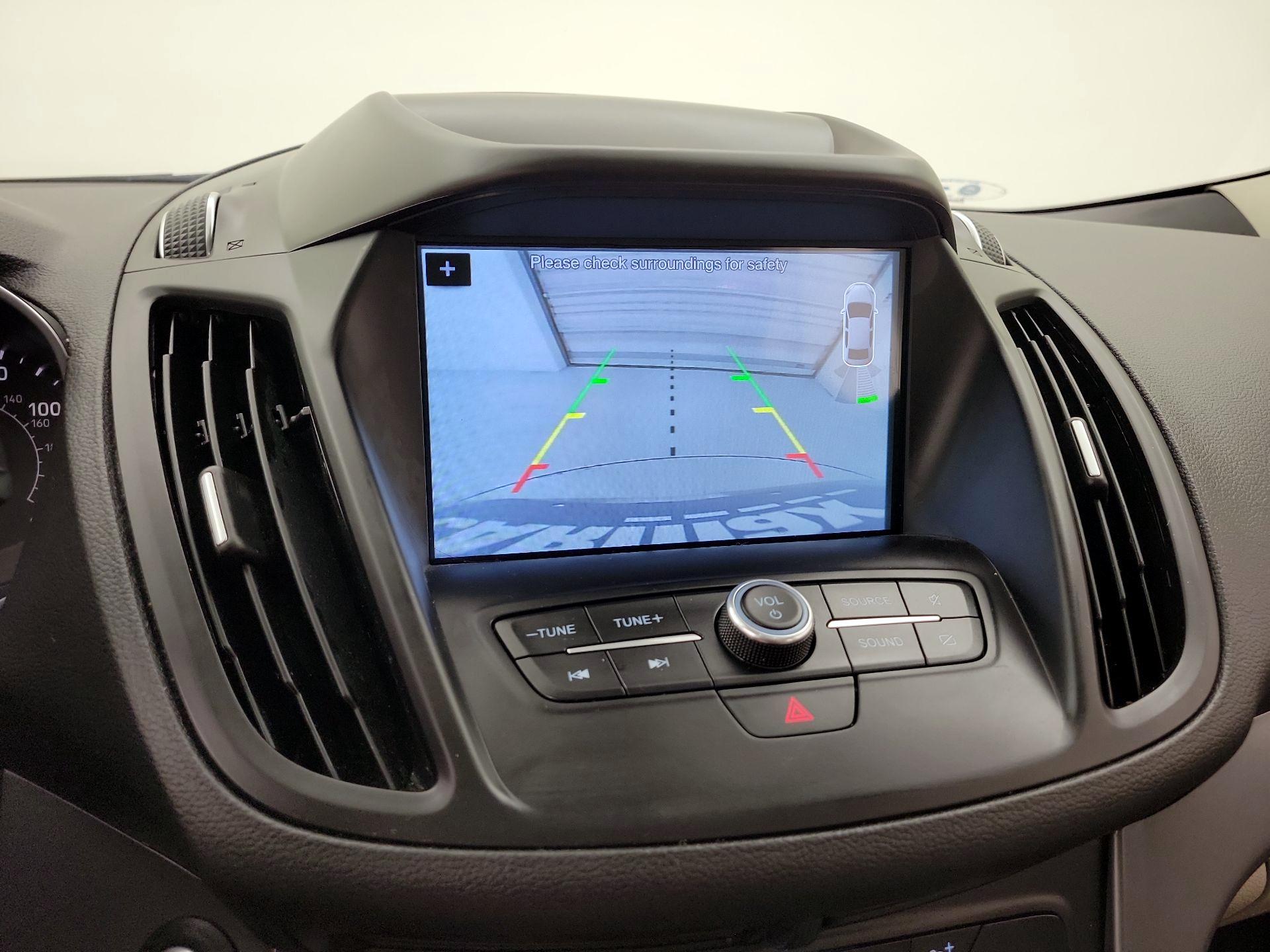 Thumbnail: 2019 Ford Escape - 14