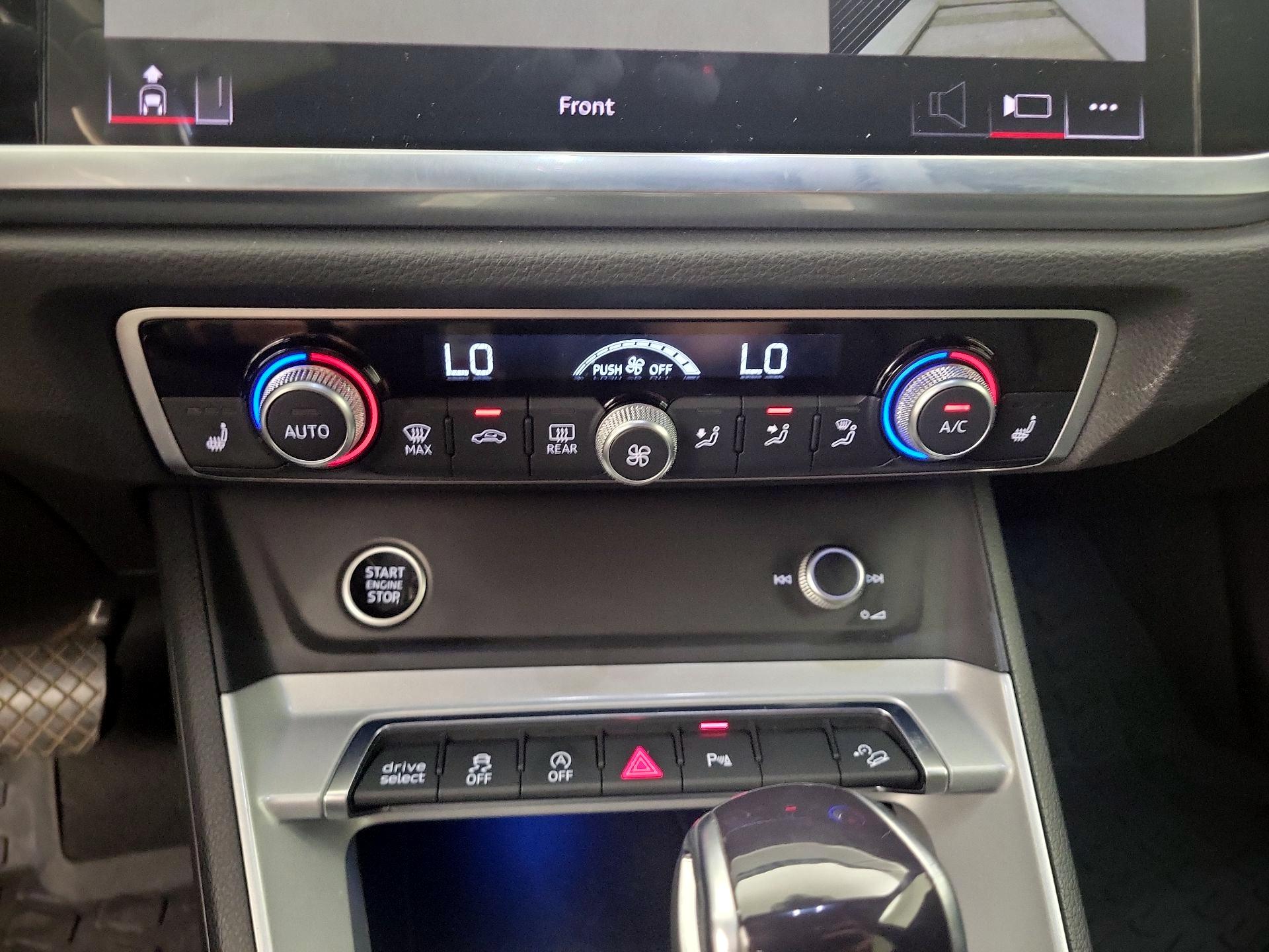 Thumbnail: 2022 Audi Q3 - 16