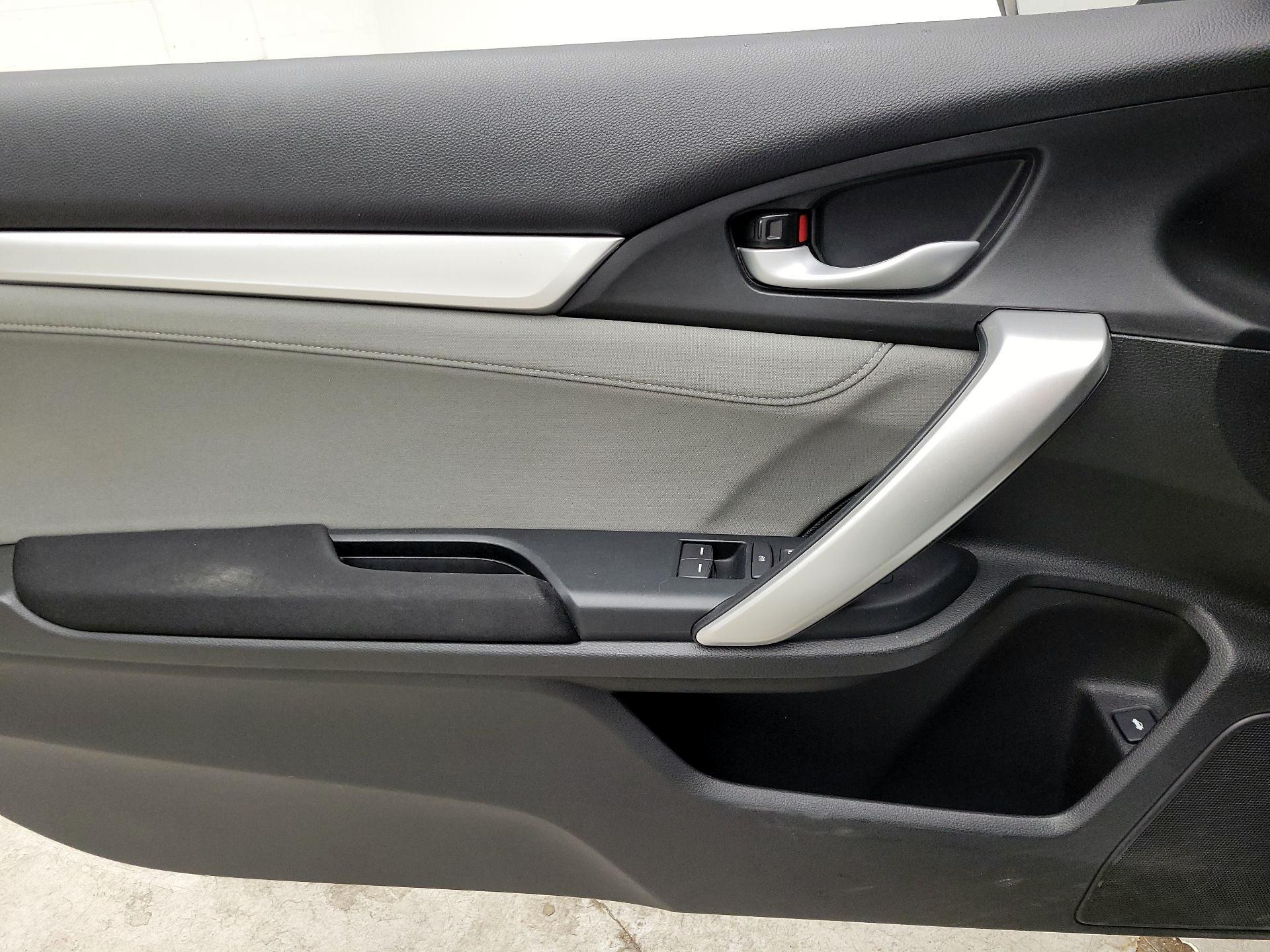 Thumbnail: 2018 Honda Civic - 12