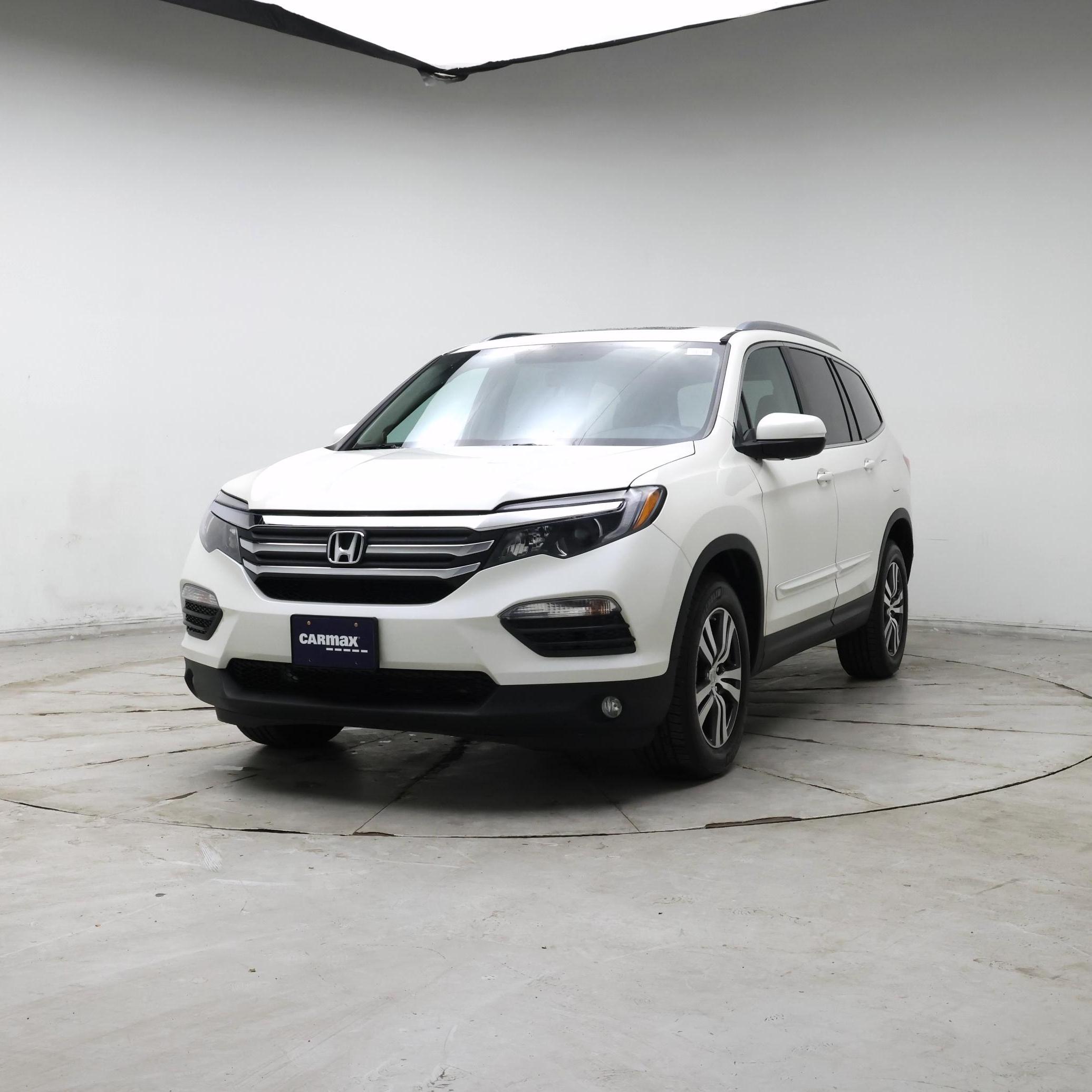 Thumbnail: 2016 Honda Pilot - 4