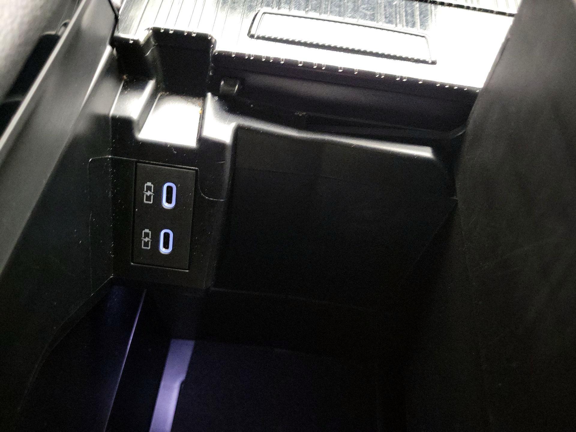 Thumbnail: 2025 Toyota Sienna - 19