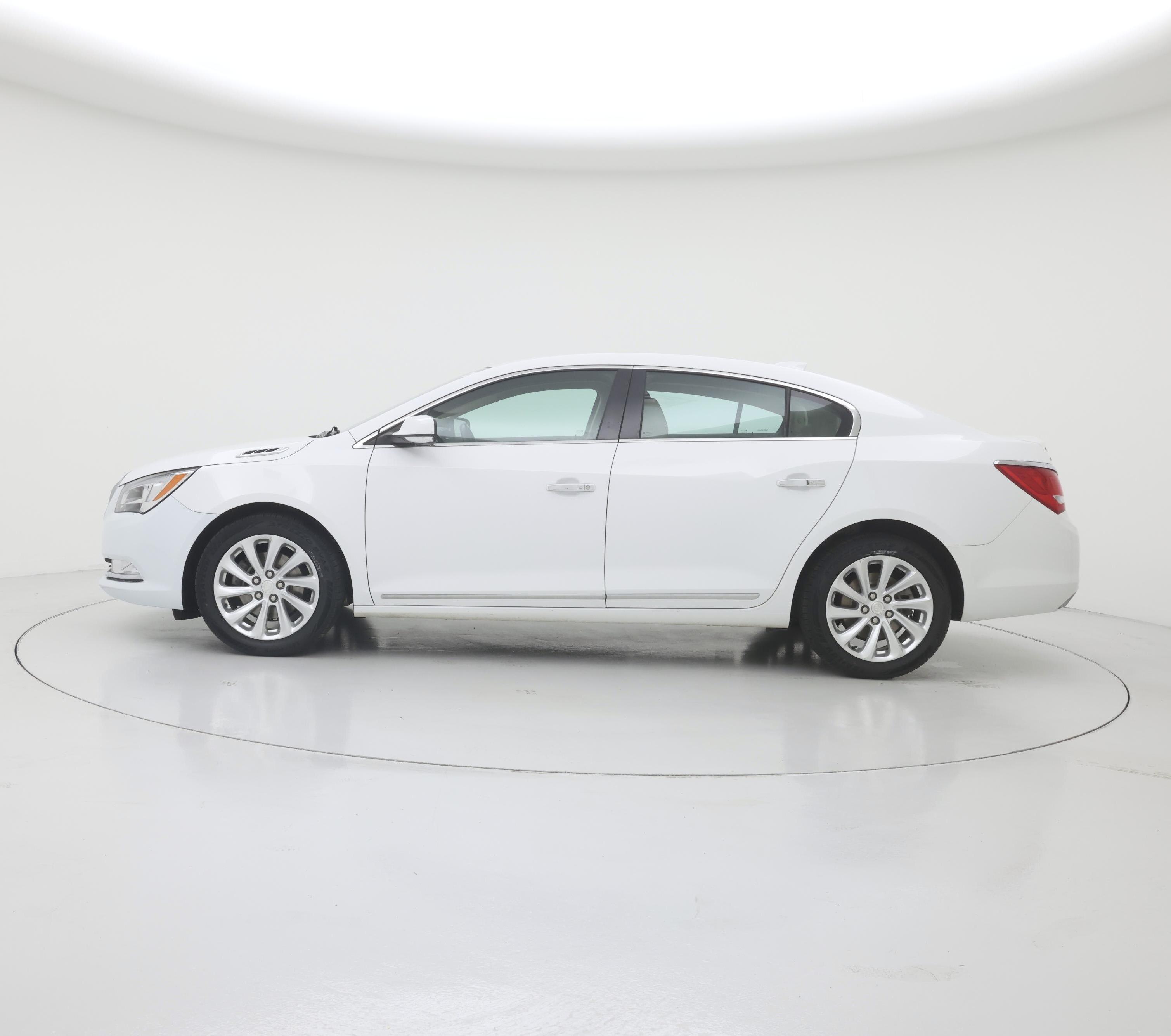 Thumbnail: 2016 Buick LaCrosse - 3