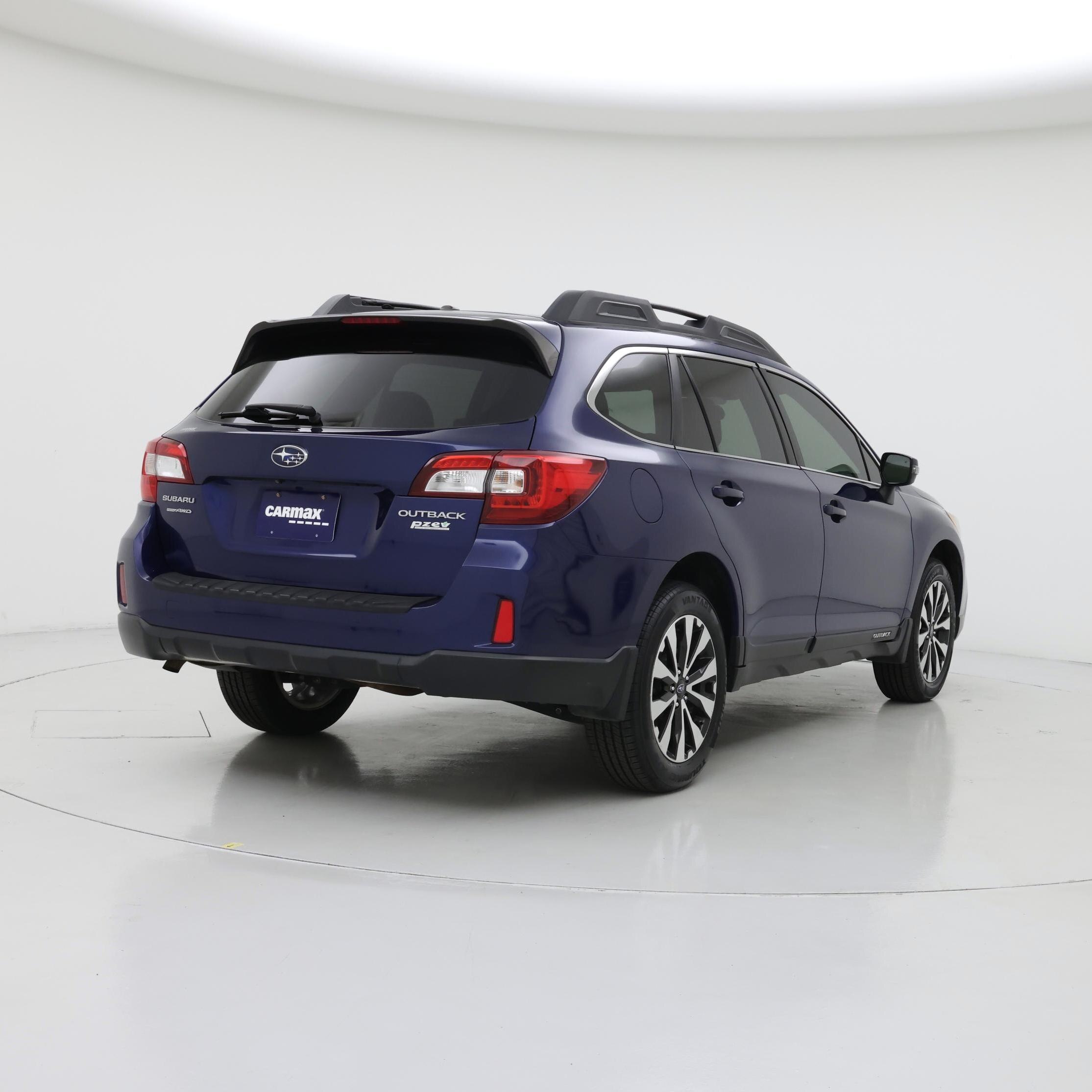 Thumbnail: 2015 Subaru Outback - 8