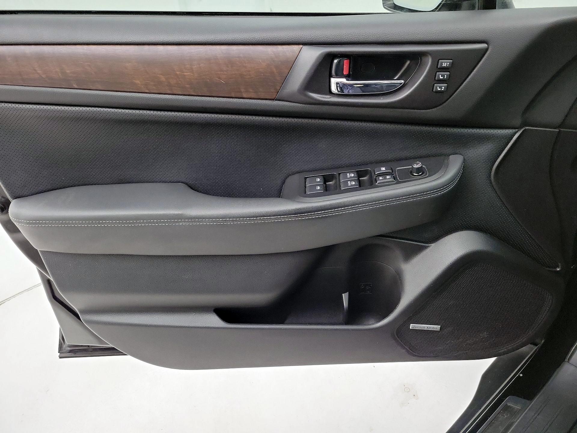 Thumbnail: 2017 Subaru Outback - 10