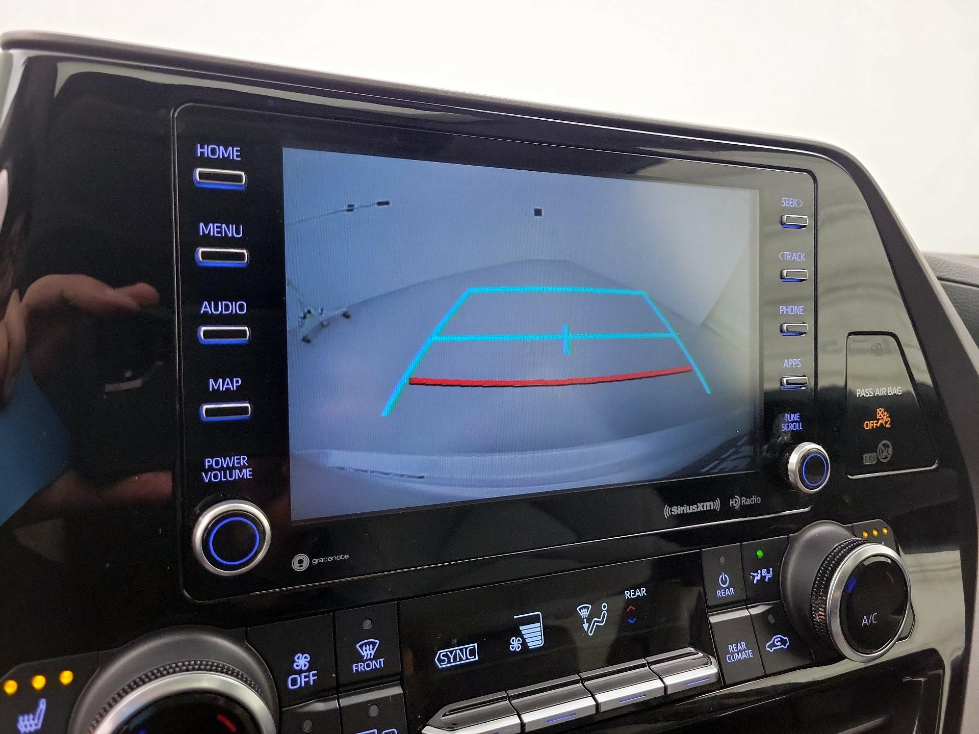 Thumbnail: 2022 Toyota Highlander - 14