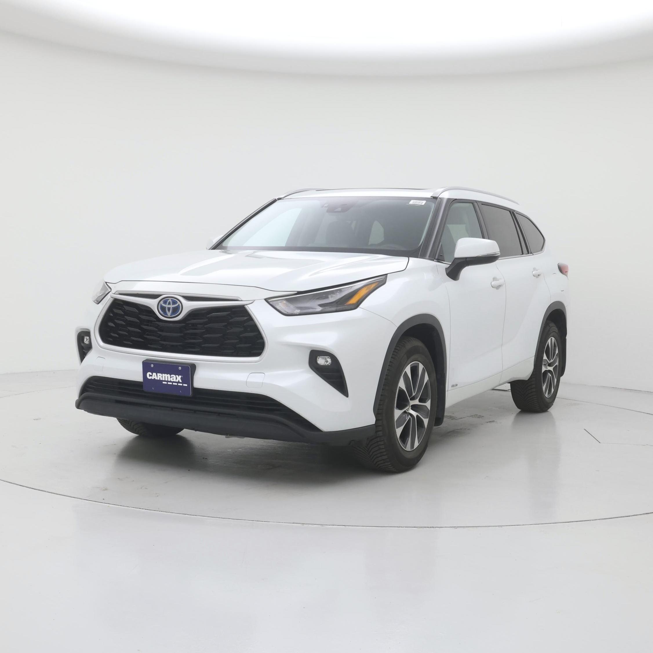Thumbnail: 2022 Toyota Highlander - 4
