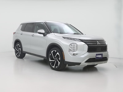 2023 Mitsubishi Outlander SE
