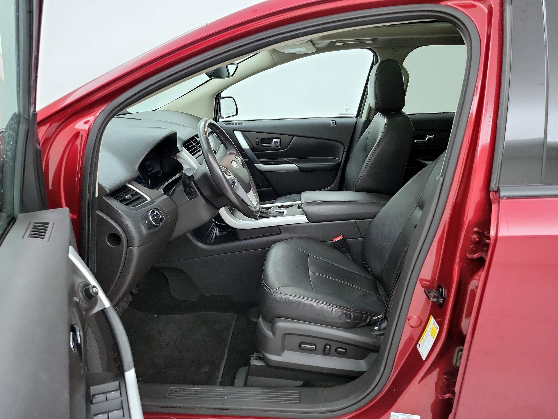 Thumbnail: 2014 Ford Edge - 11