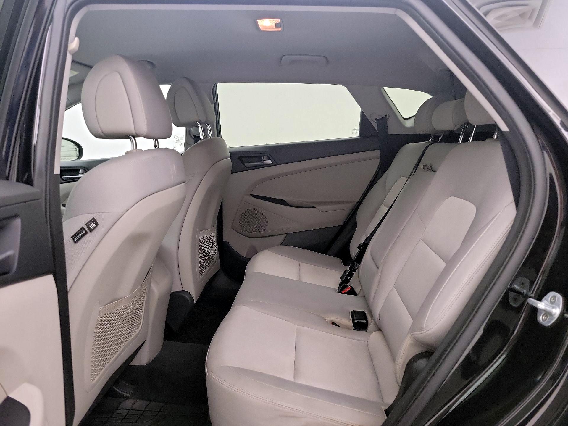 Thumbnail: 2017 Hyundai Tucson - 19