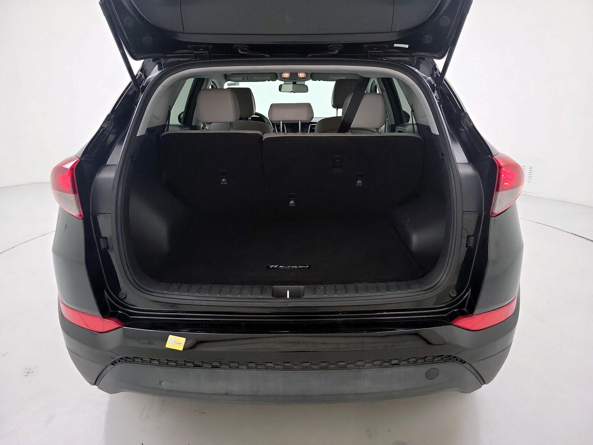 Thumbnail: 2017 Hyundai Tucson - 20