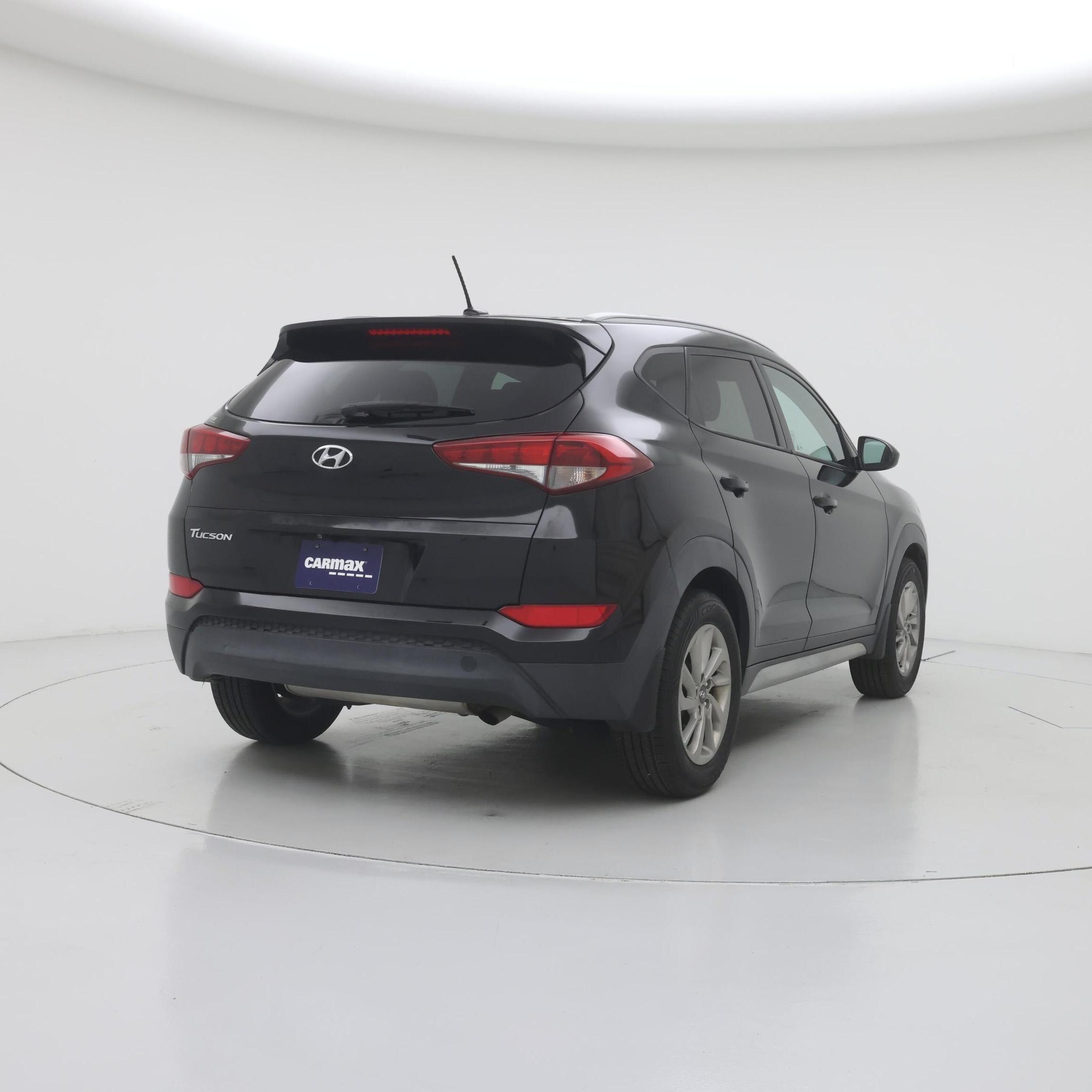 Thumbnail: 2017 Hyundai Tucson - 8