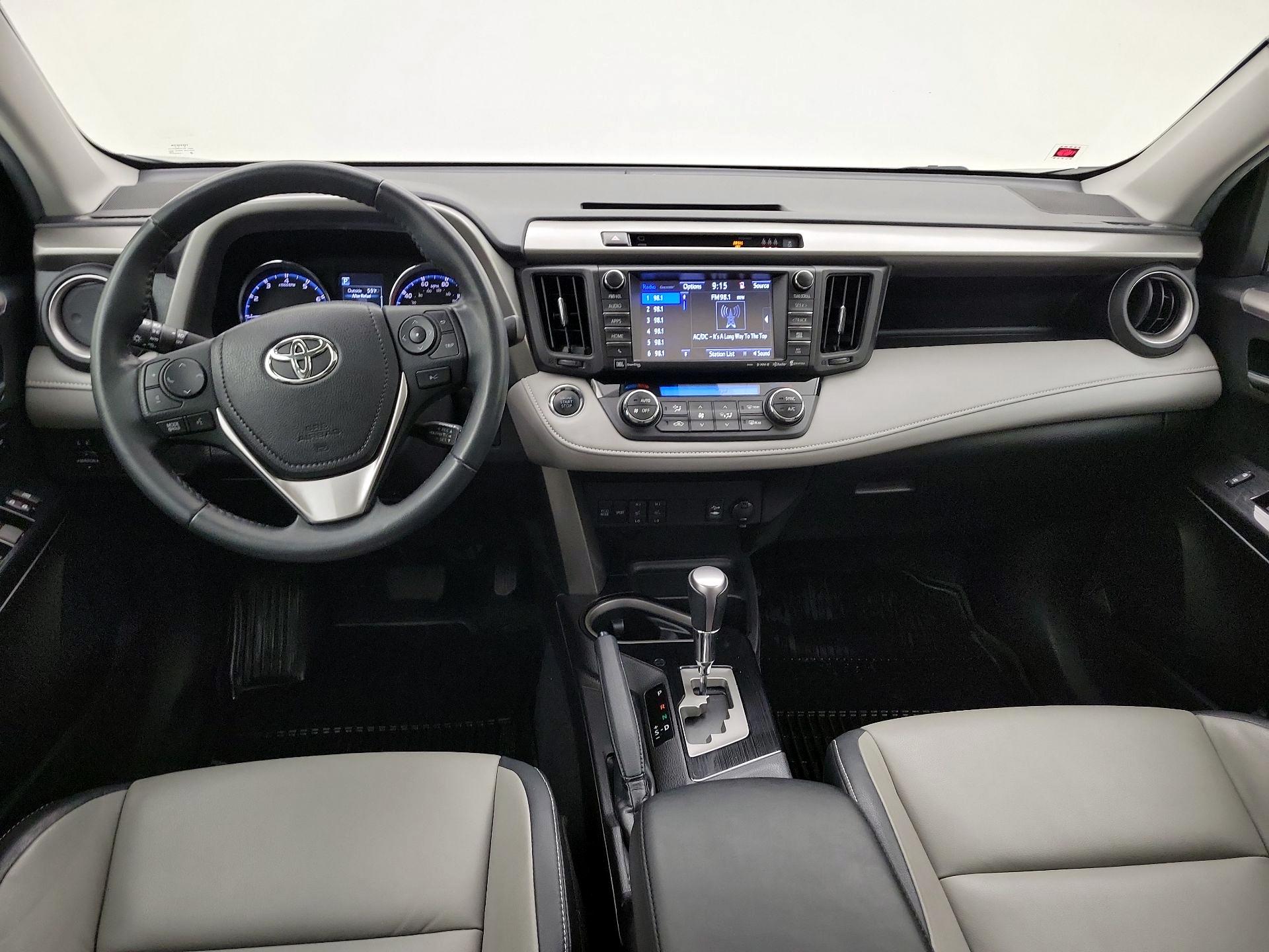 Thumbnail: 2017 Toyota RAV4 - 9