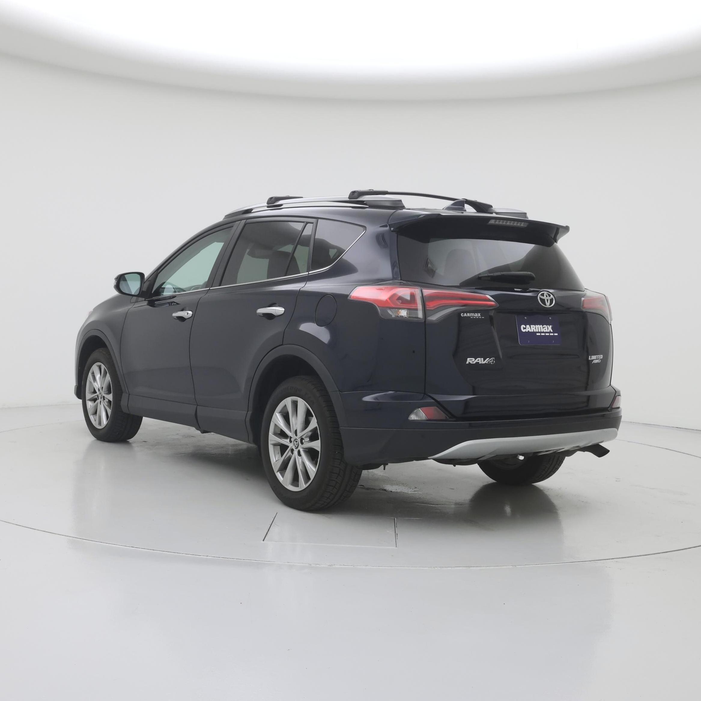 Thumbnail: 2017 Toyota RAV4 - 2