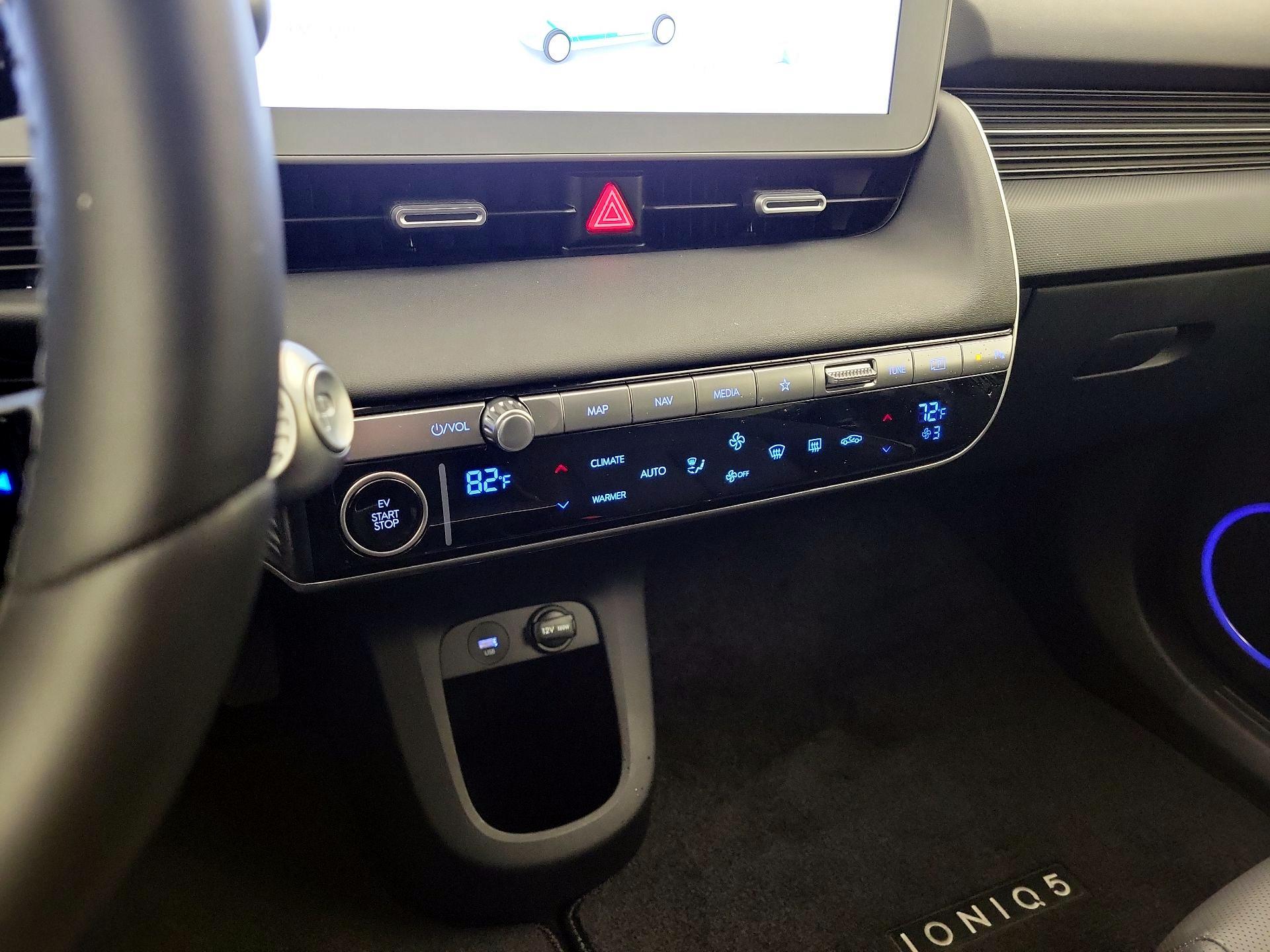 Thumbnail: 2024 Hyundai Ioniq 5 - 17