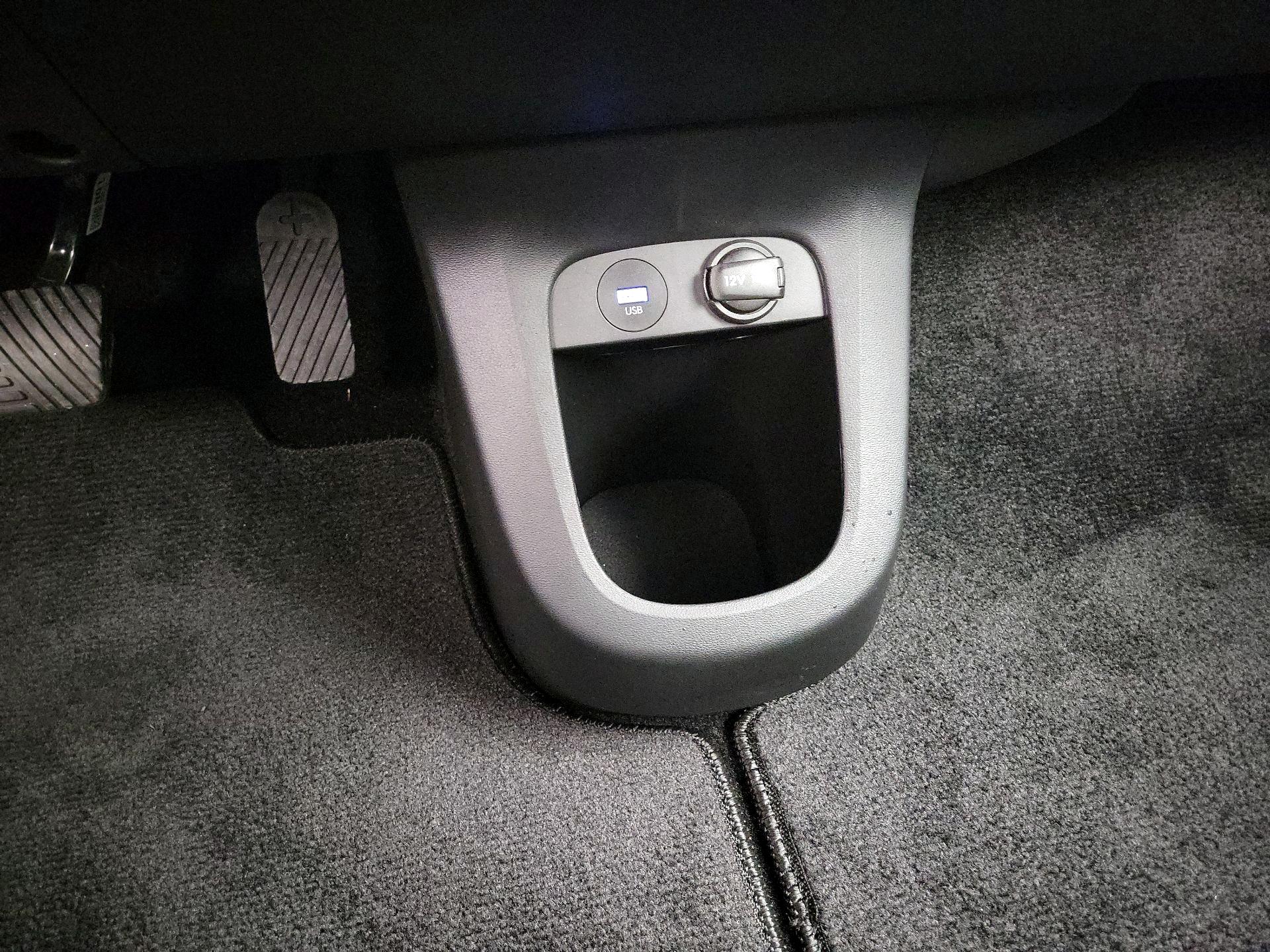 Thumbnail: 2024 Hyundai Ioniq 5 - 19