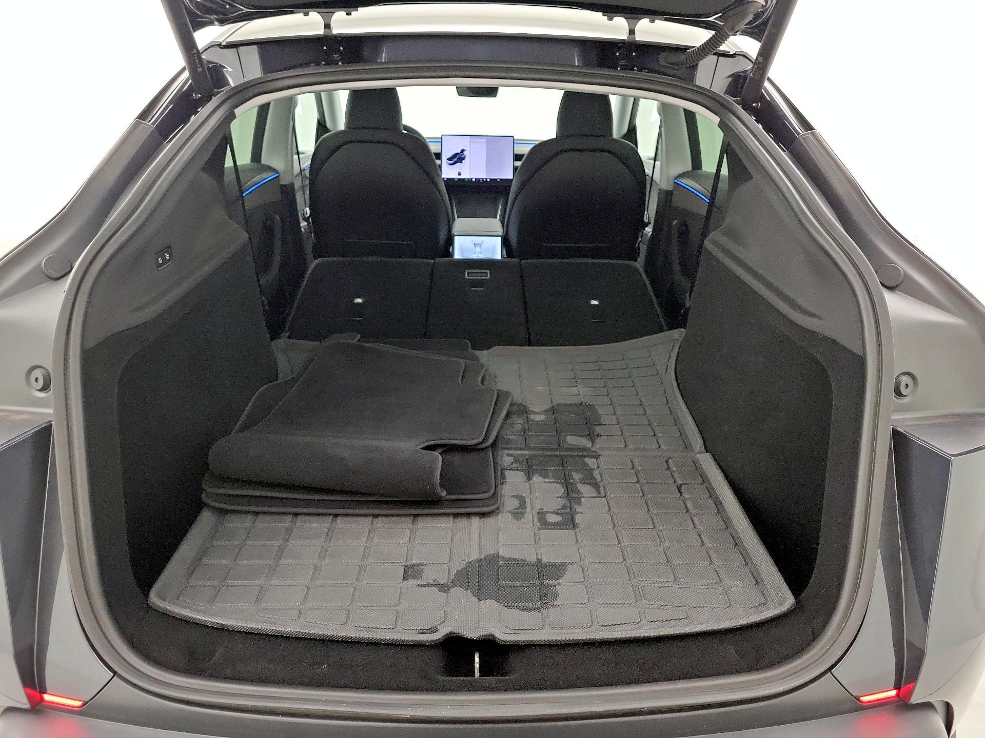 Thumbnail: 2026 Tesla Model Y - 20