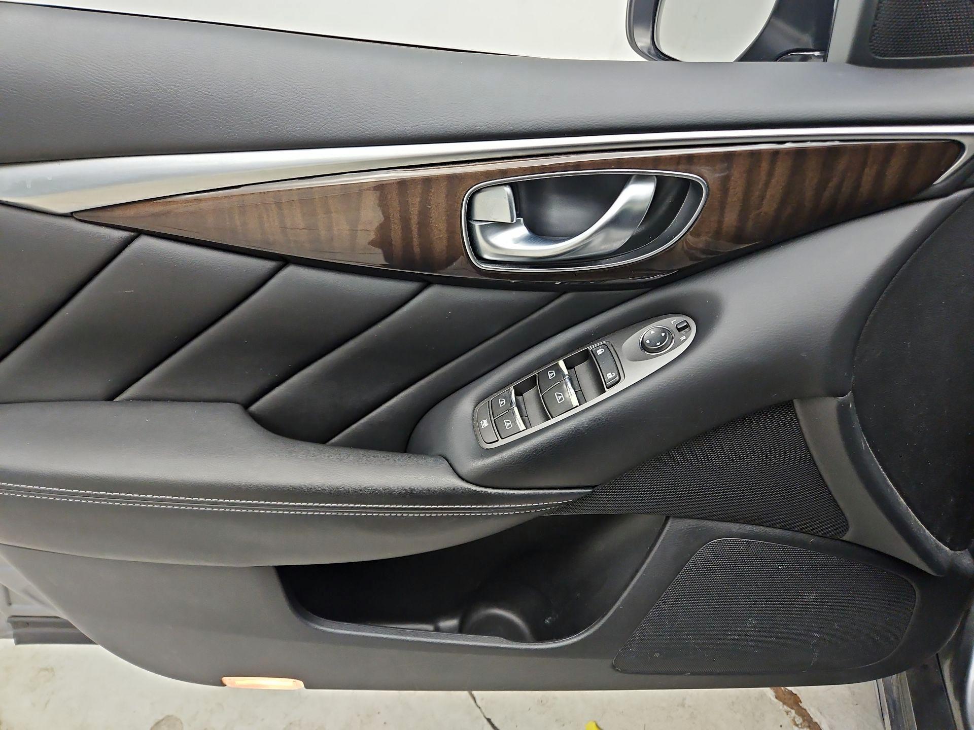 Thumbnail: 2018 INFINITI Q50 - 10
