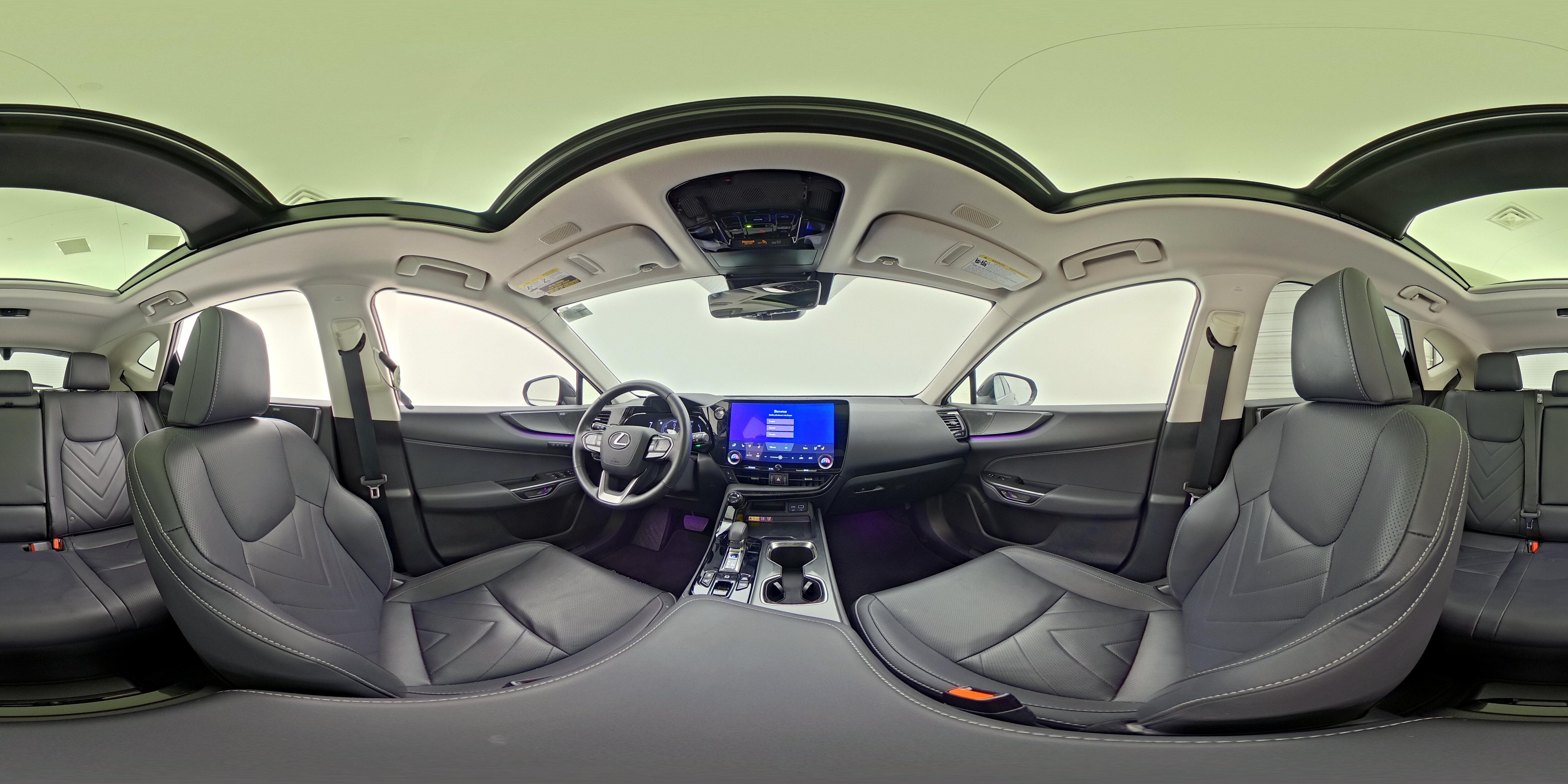 2025 Lexus NX PHEV 450h+ - Photo 26