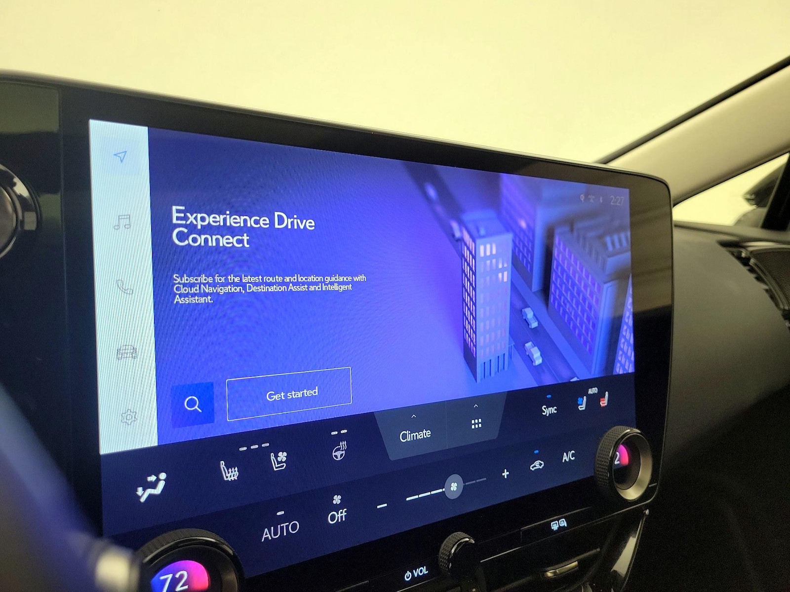 2025 Lexus NX PHEV 450h+ - Photo 15