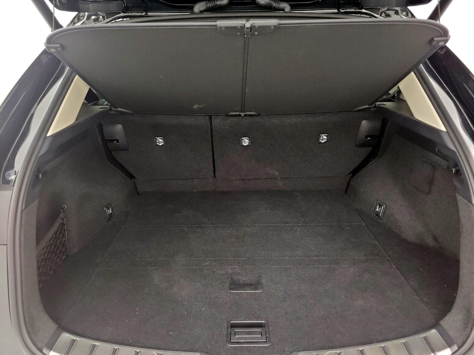 2025 Lexus NX PHEV 450h+ - Photo 23