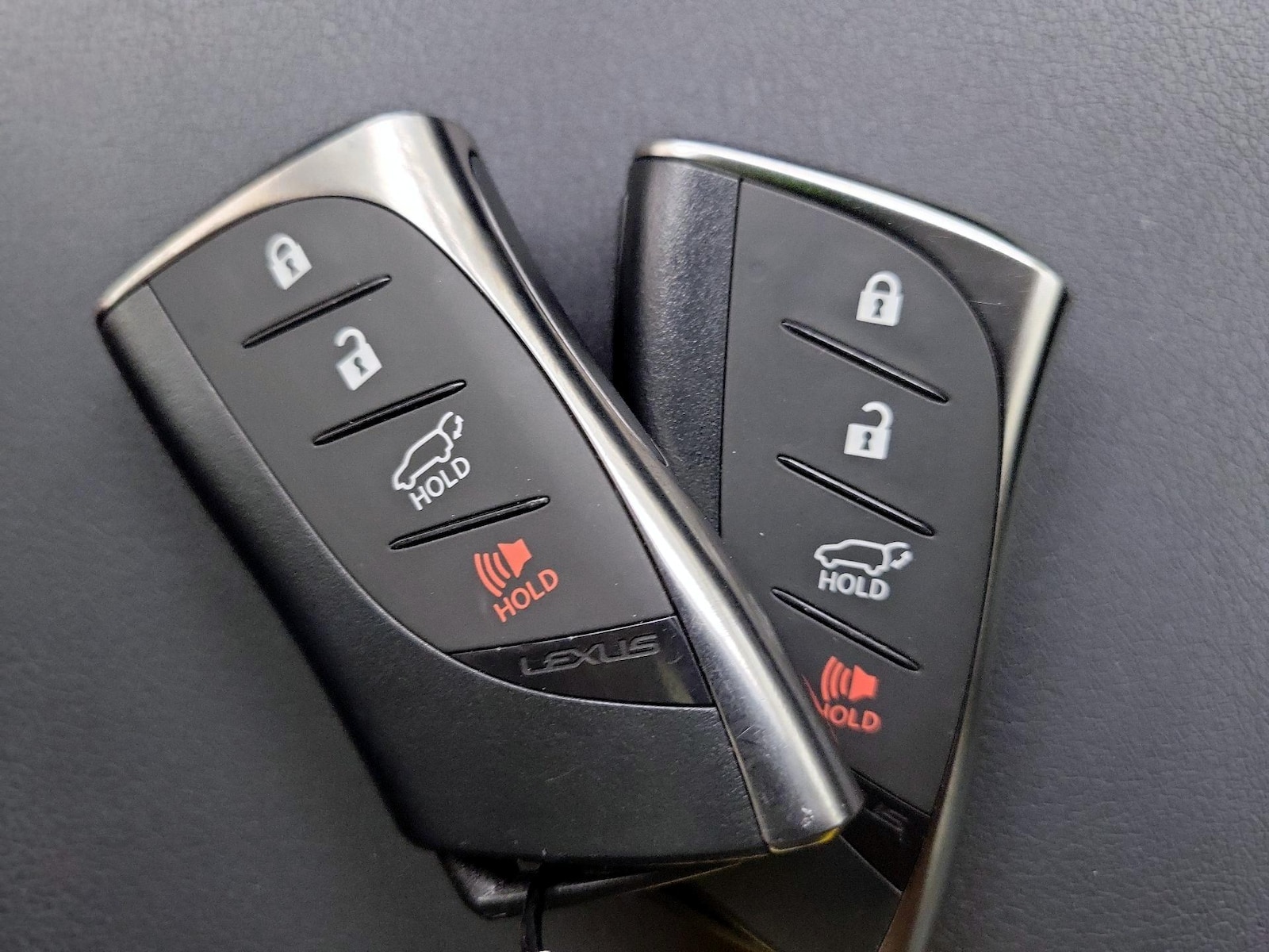 2025 Lexus NX PHEV 450h+ - Photo 25
