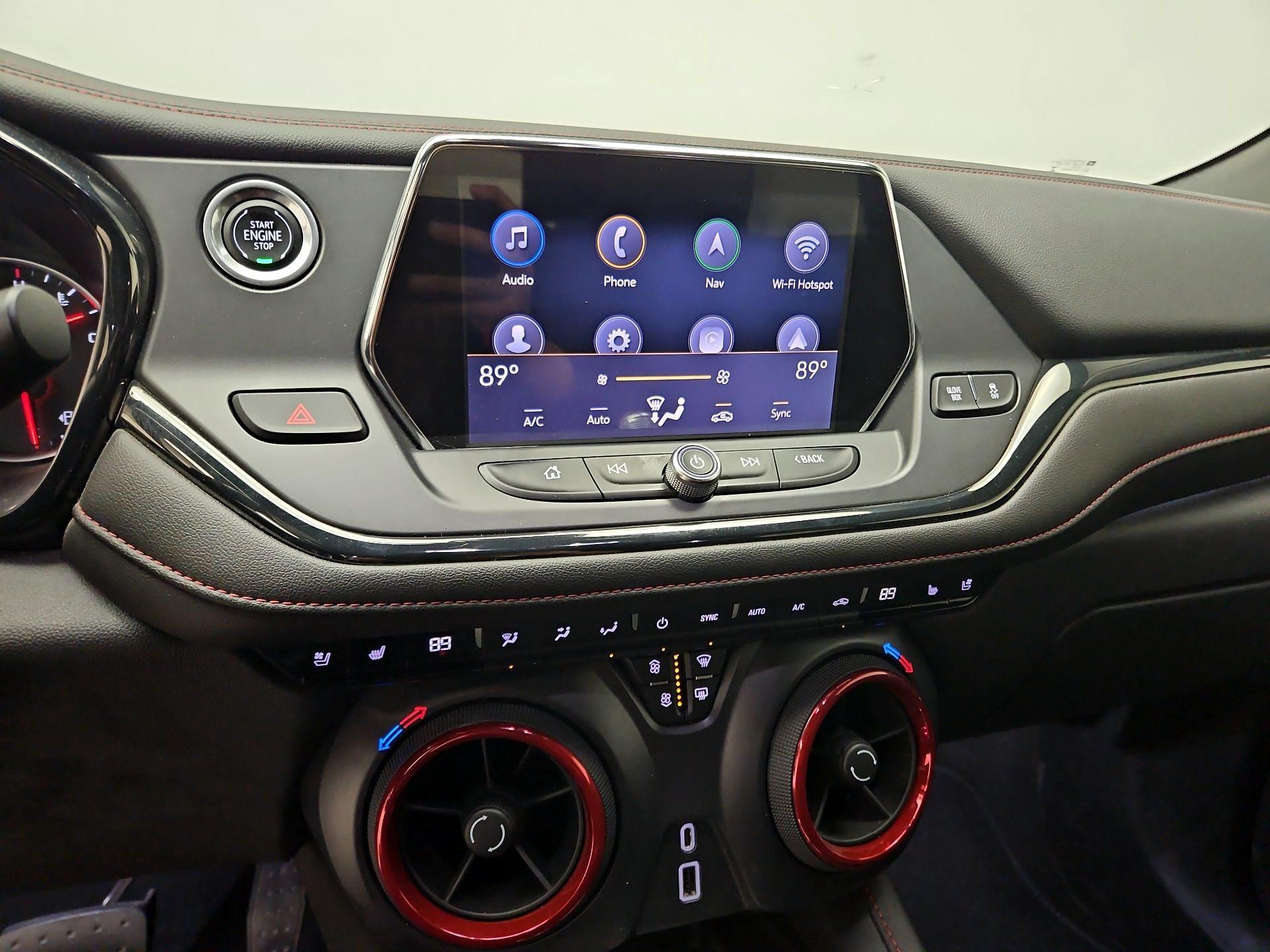 Thumbnail: 2019 Chevrolet Blazer - 17