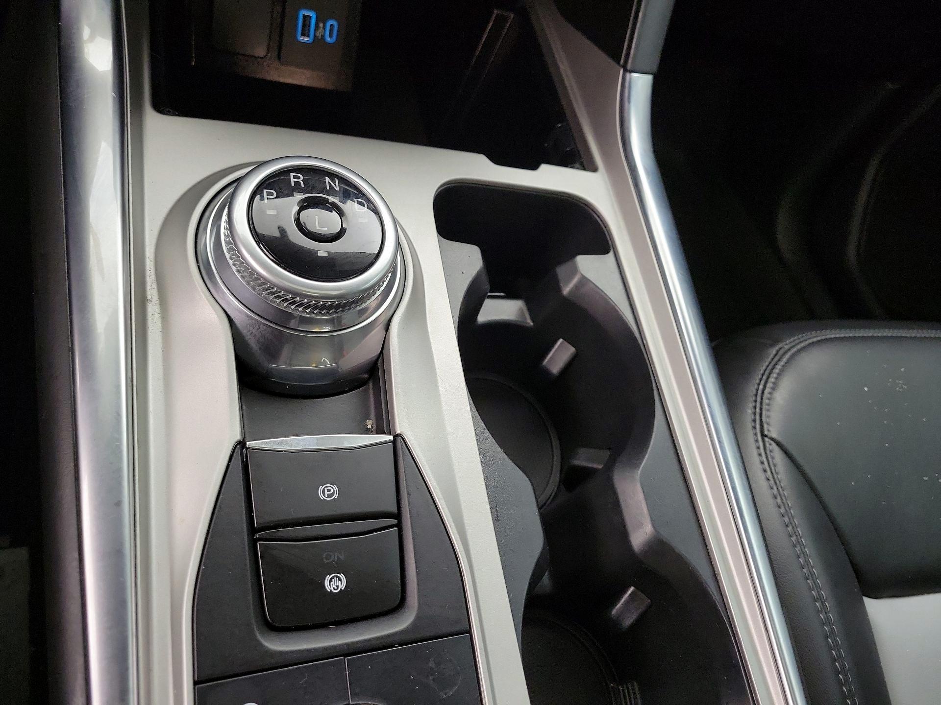 Thumbnail: 2023 Ford Explorer - 18