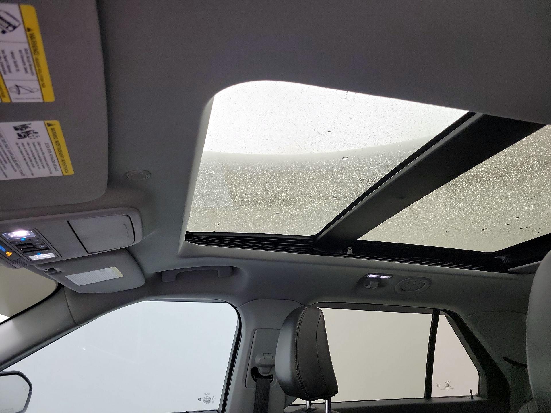 Thumbnail: 2023 Ford Explorer - 20