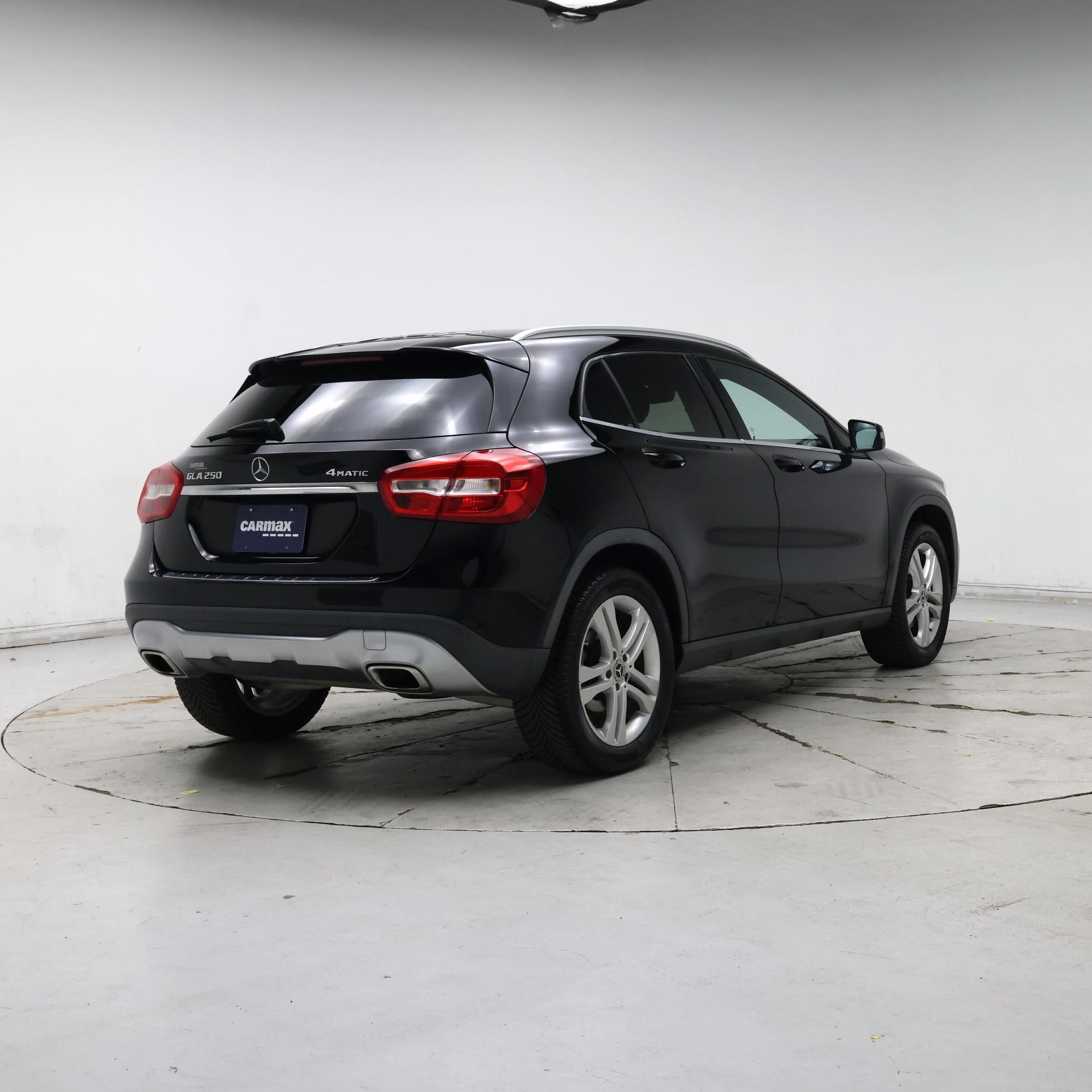Thumbnail: 2018 Mercedes-Benz GLA - 8