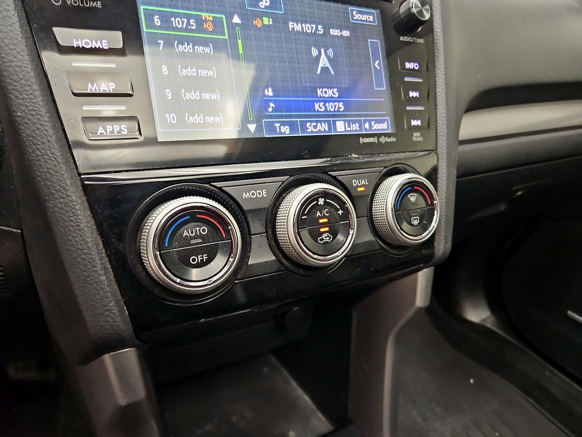 Thumbnail: 2016 Subaru Forester - 16