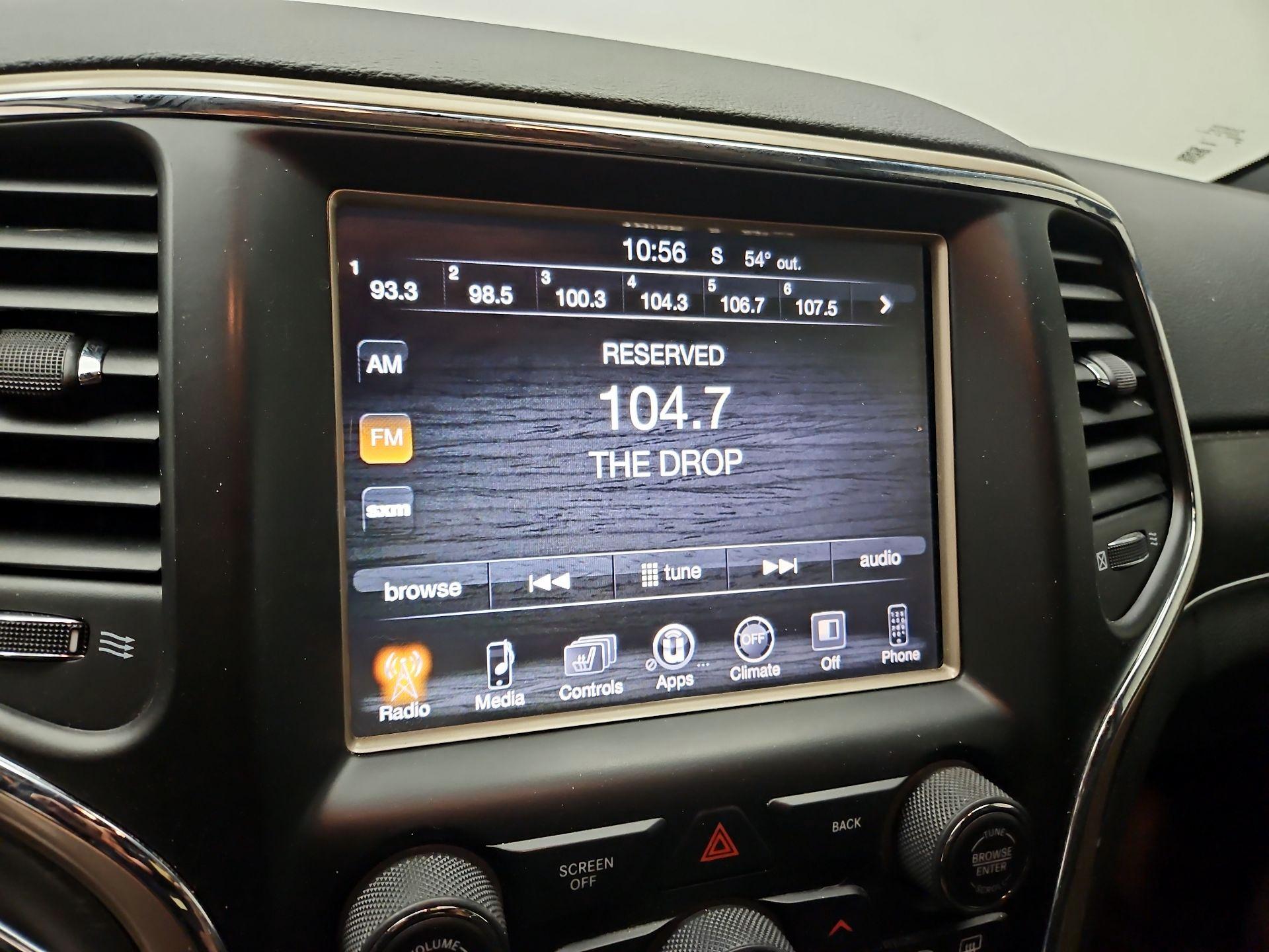 Thumbnail: 2015 Jeep Grand Cherokee - 15