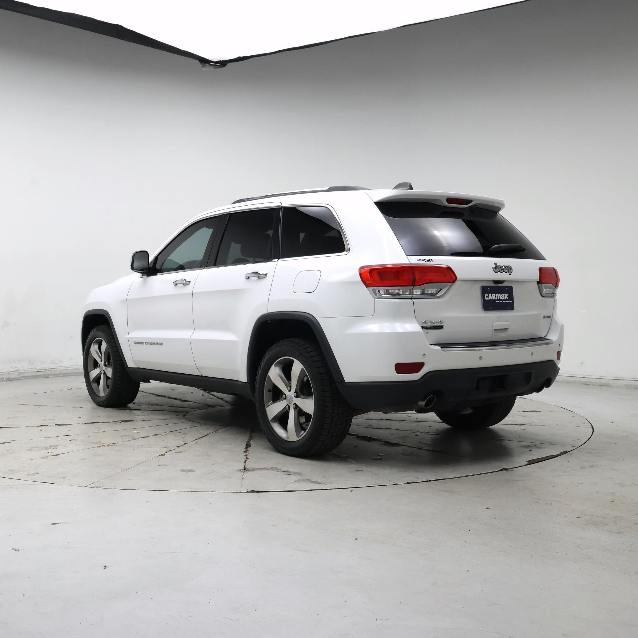 Thumbnail: 2015 Jeep Grand Cherokee - 2