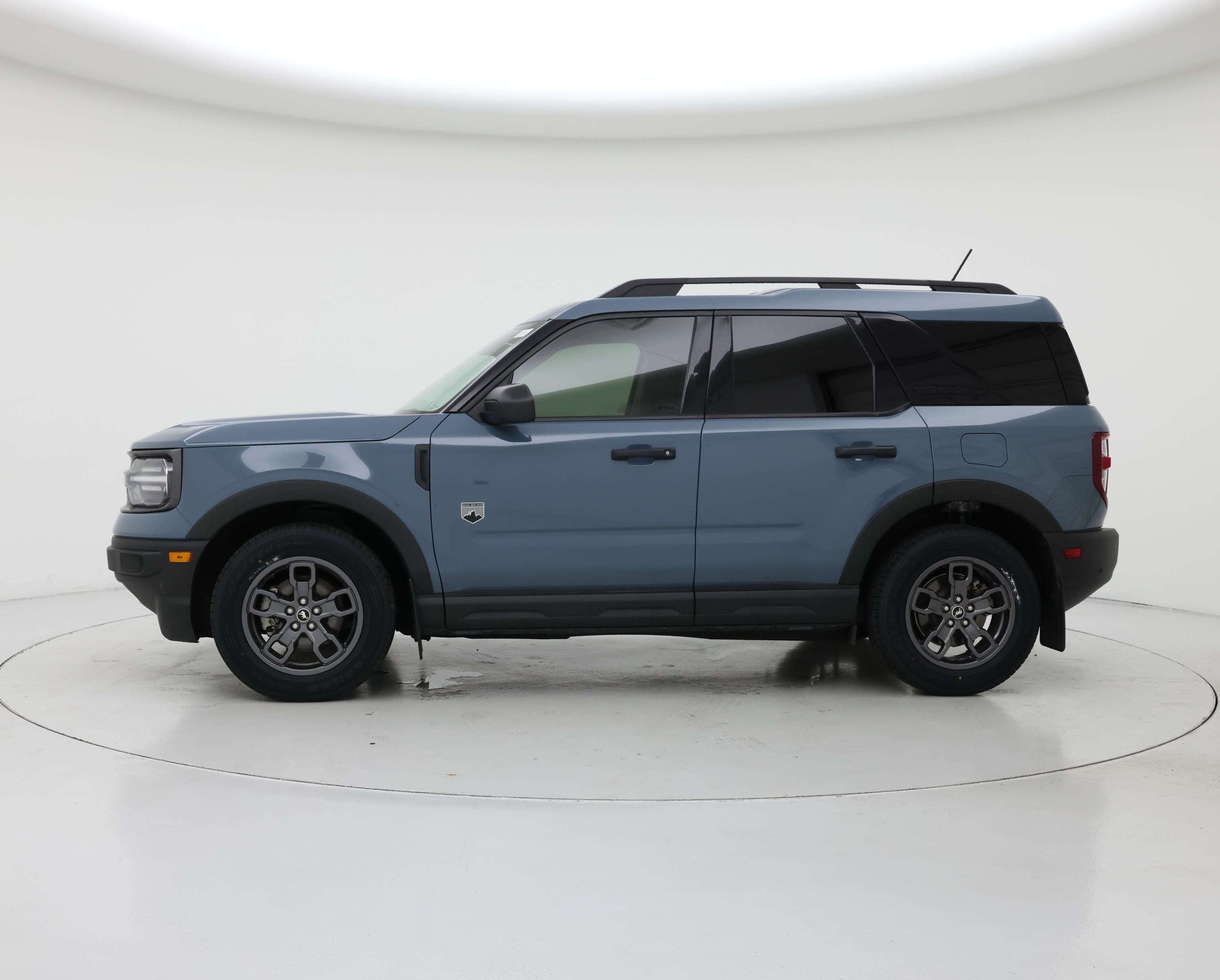 Thumbnail: 2022 Ford Bronco Sport - 3