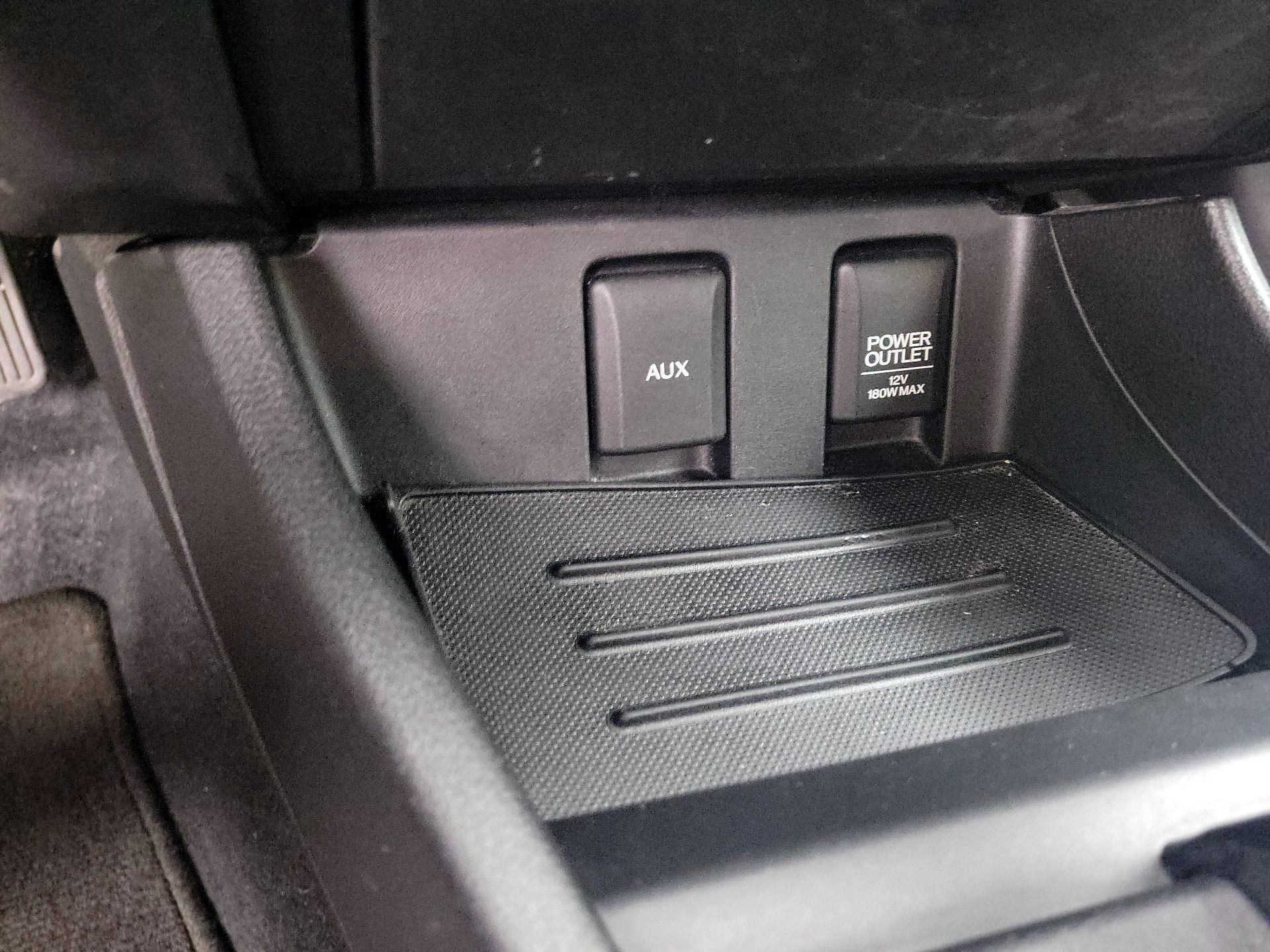 Thumbnail: 2014 Honda Civic - 17