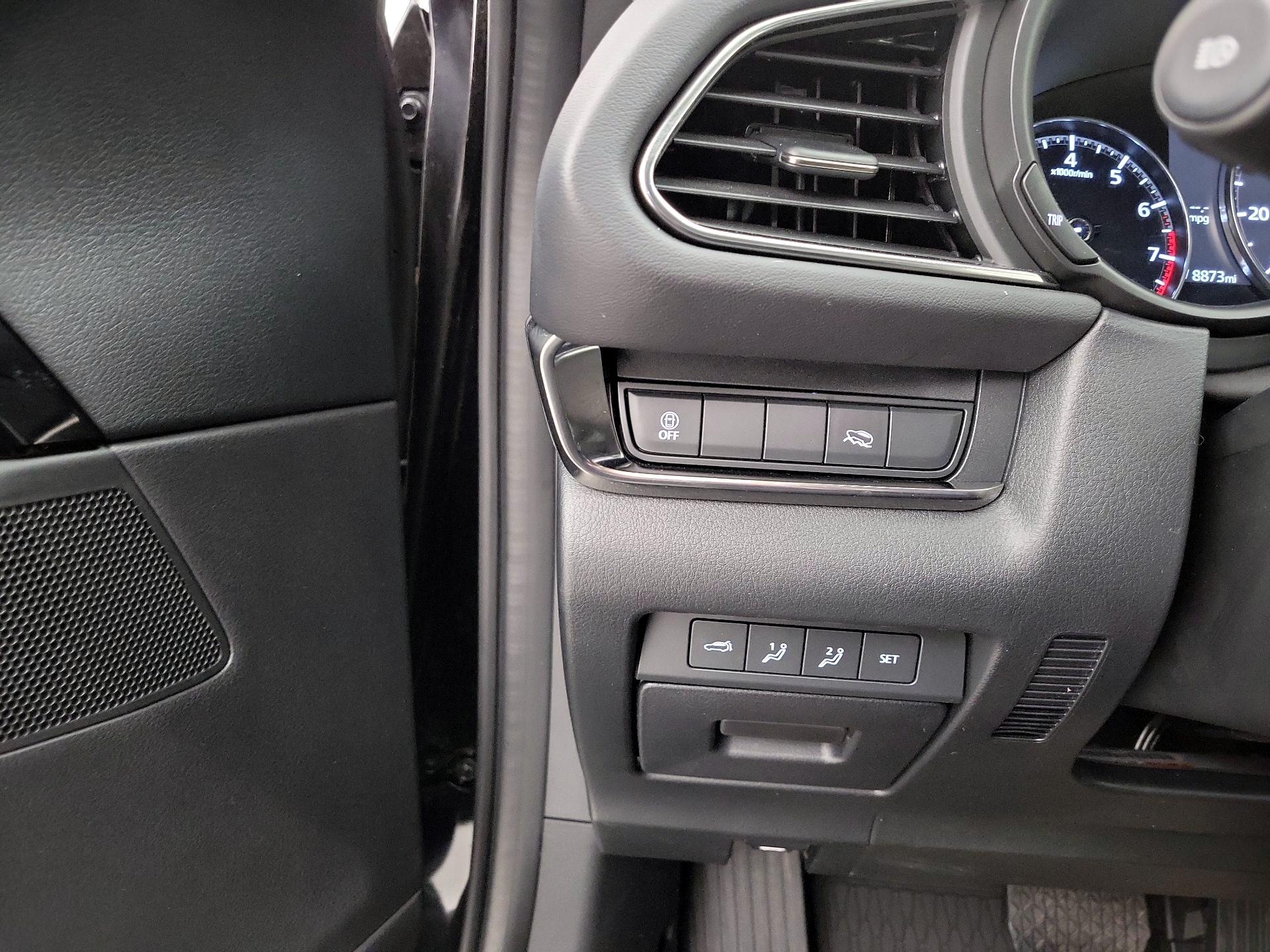 Thumbnail: 2023 Mazda CX-30 - 13