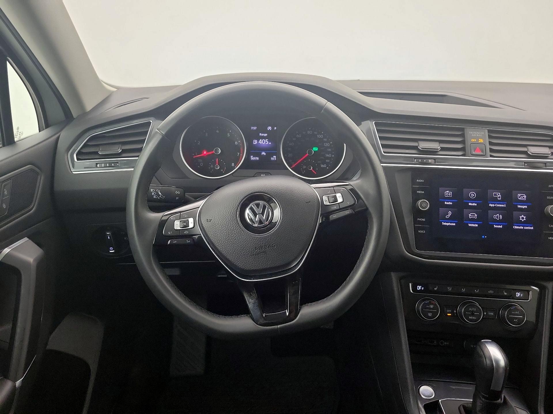 Thumbnail: 2020 Volkswagen Tiguan - 10
