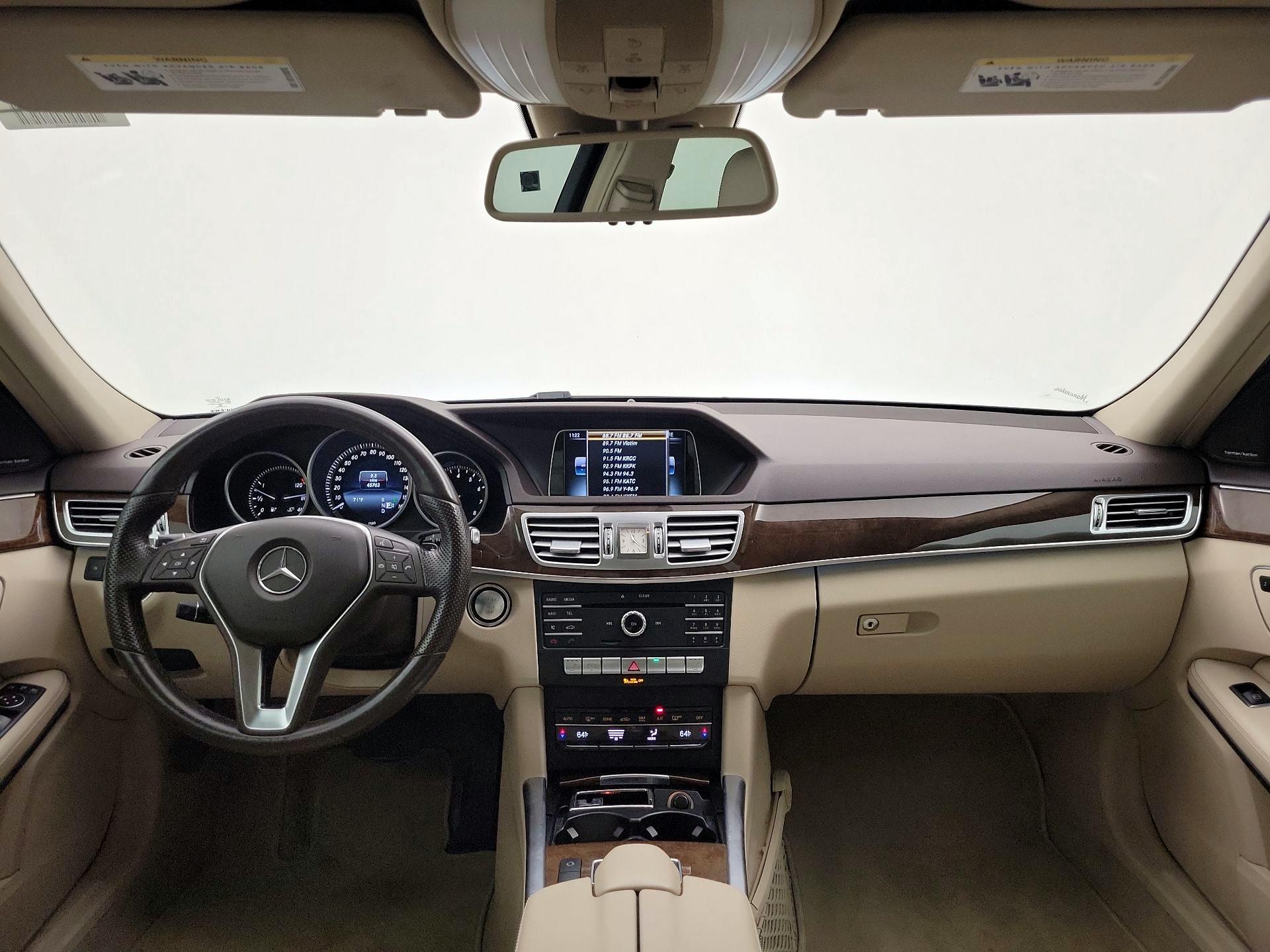Thumbnail: 2016 Mercedes-Benz E-Class - 9