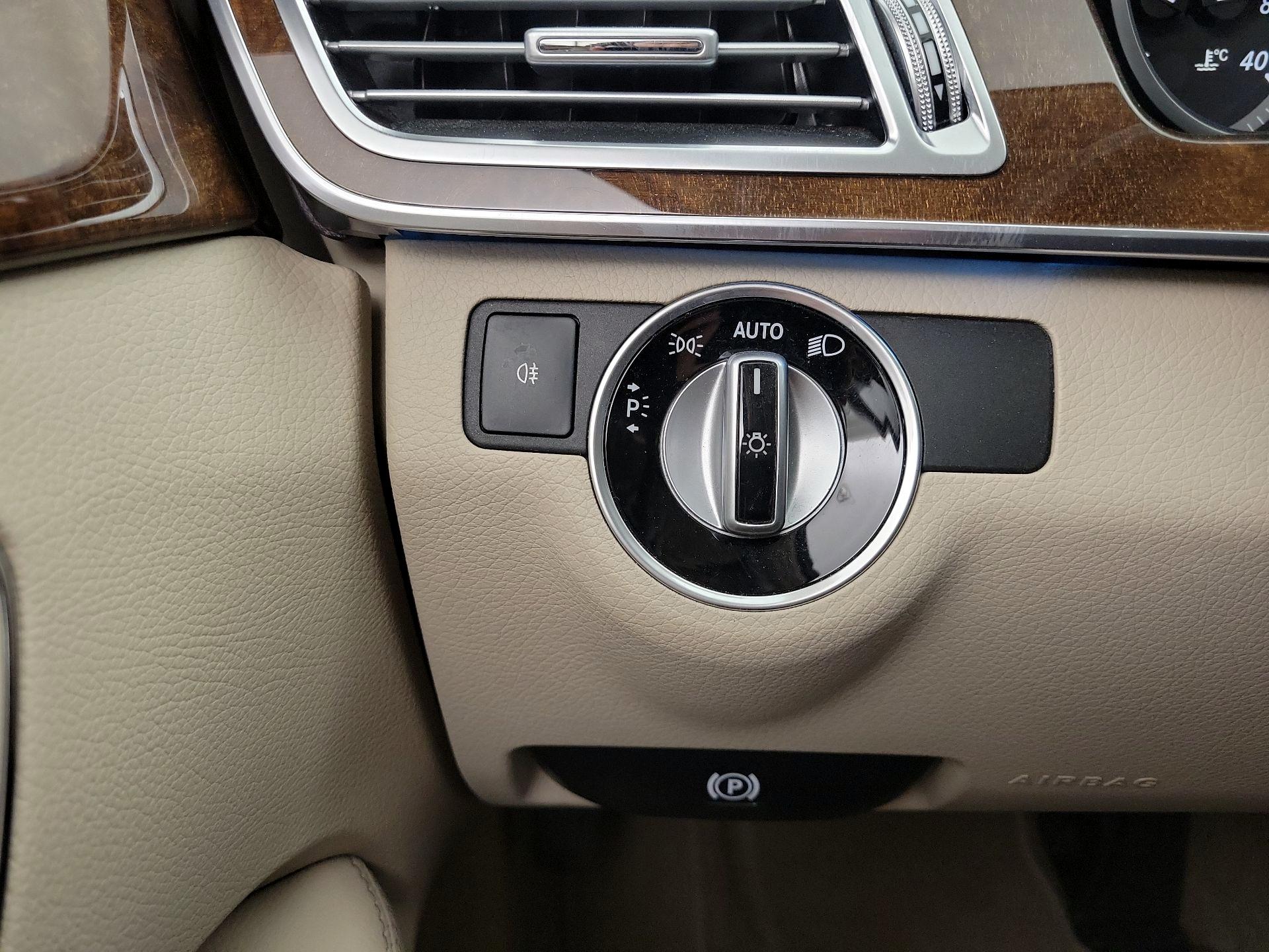 Thumbnail: 2016 Mercedes-Benz E-Class - 13