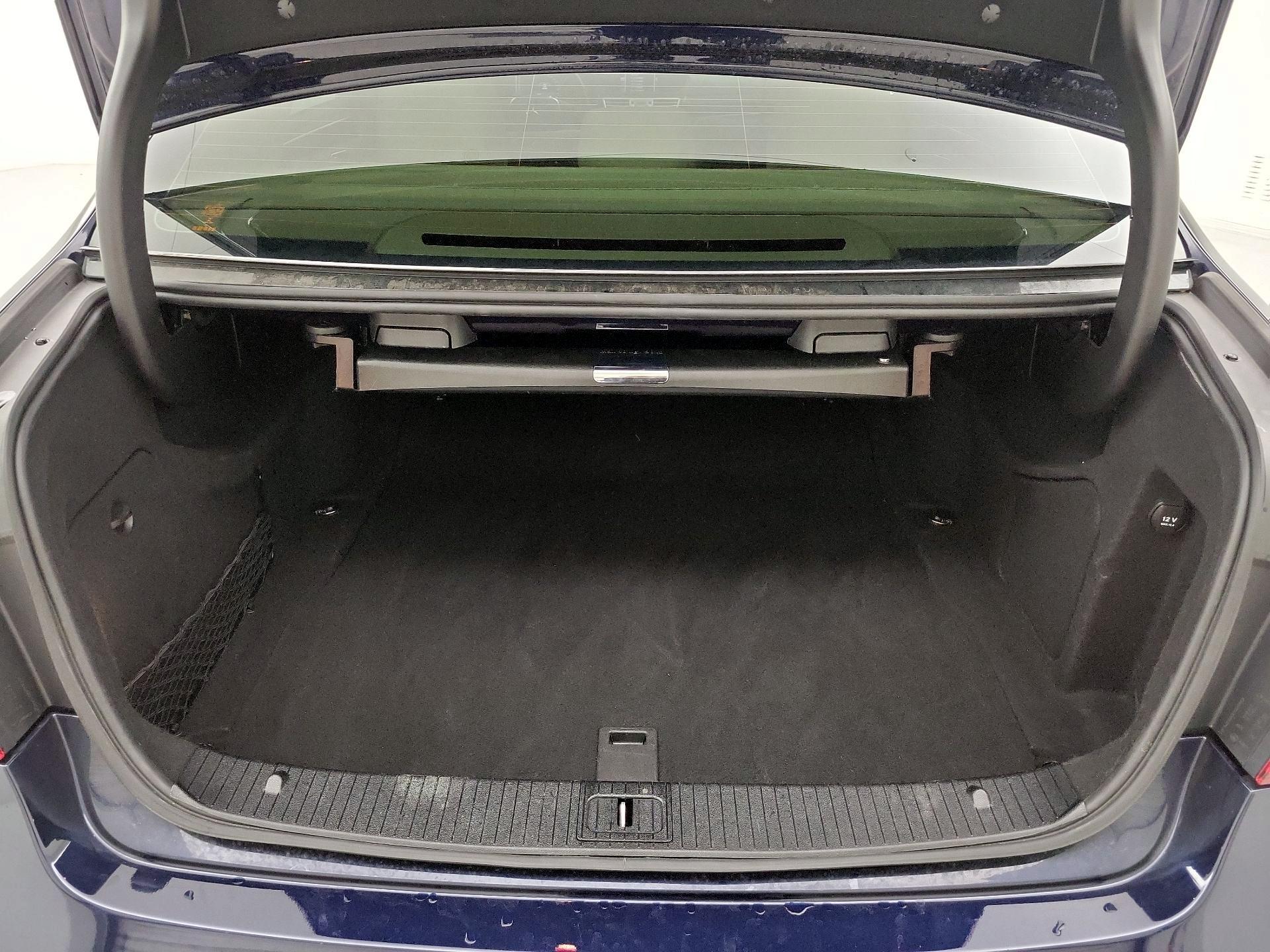 Thumbnail: 2016 Mercedes-Benz E-Class - 19