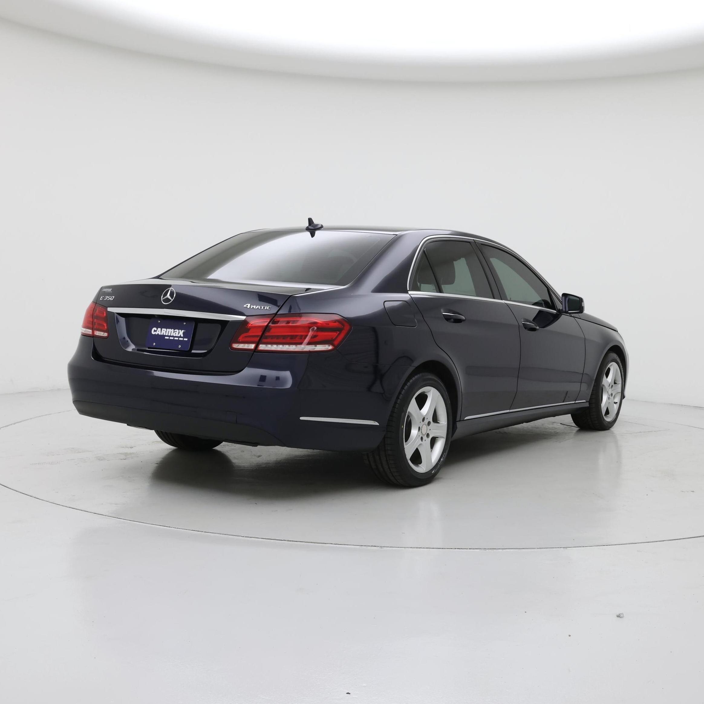 Thumbnail: 2016 Mercedes-Benz E-Class - 8