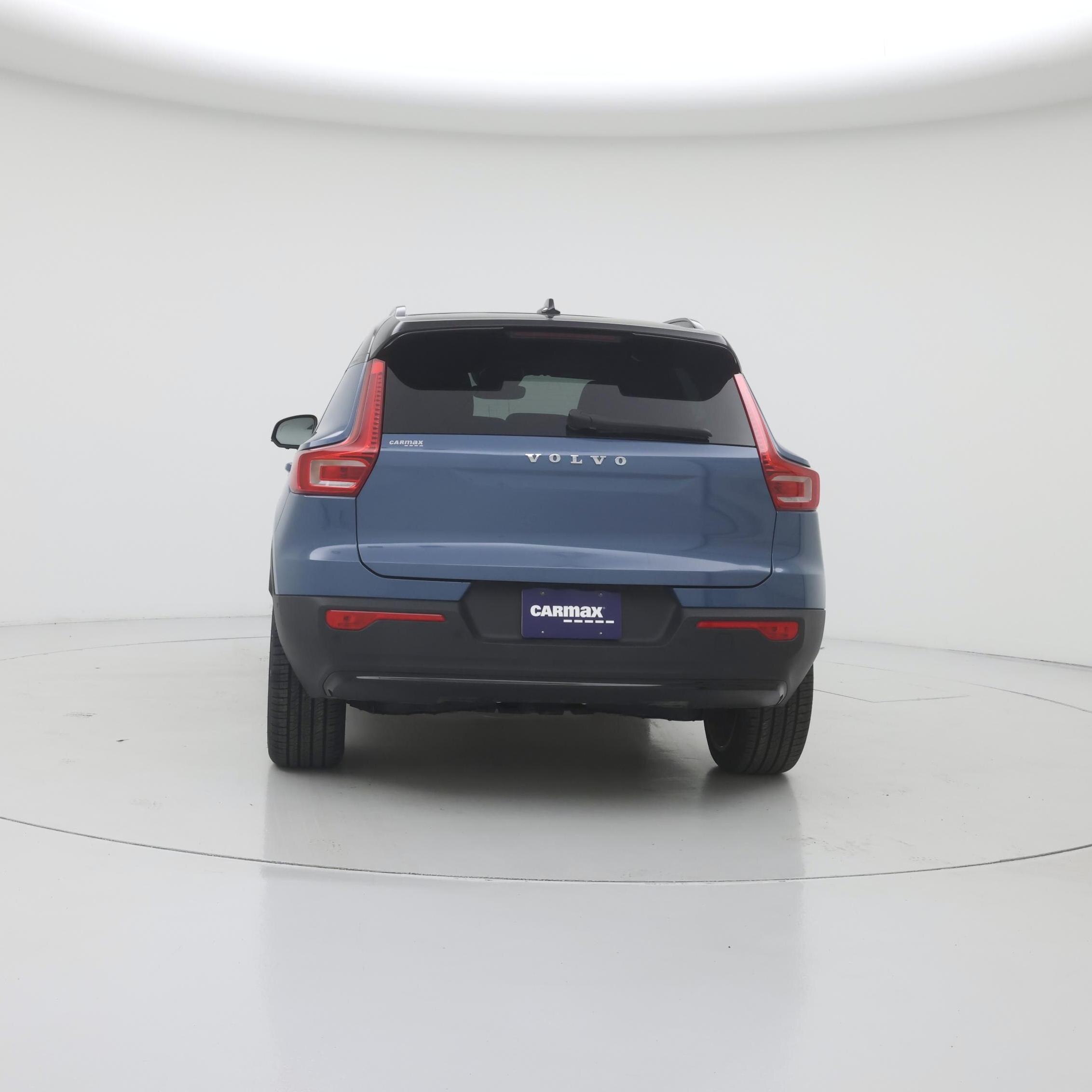 Thumbnail: 2023 Volvo XC40 - 6